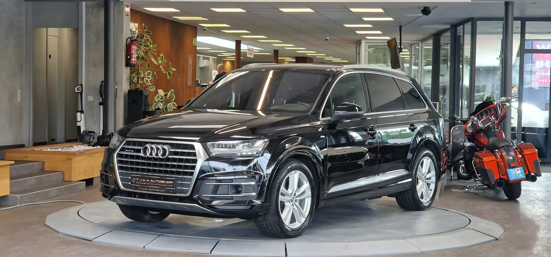 Audi Q7 3.0 TDI quattro 2x S-Line Tiptronic *BOSE*Virtual* Schwarz - 1