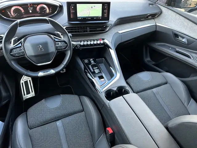 Peugeot 5008 view 14