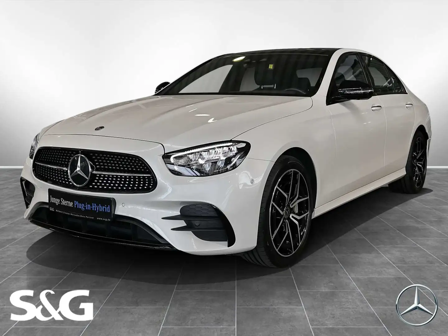 Mercedes-Benz E 300 de 4M AMG PANORAMA+TOTWINKEL+HEADUP+HIFI bijela - 1