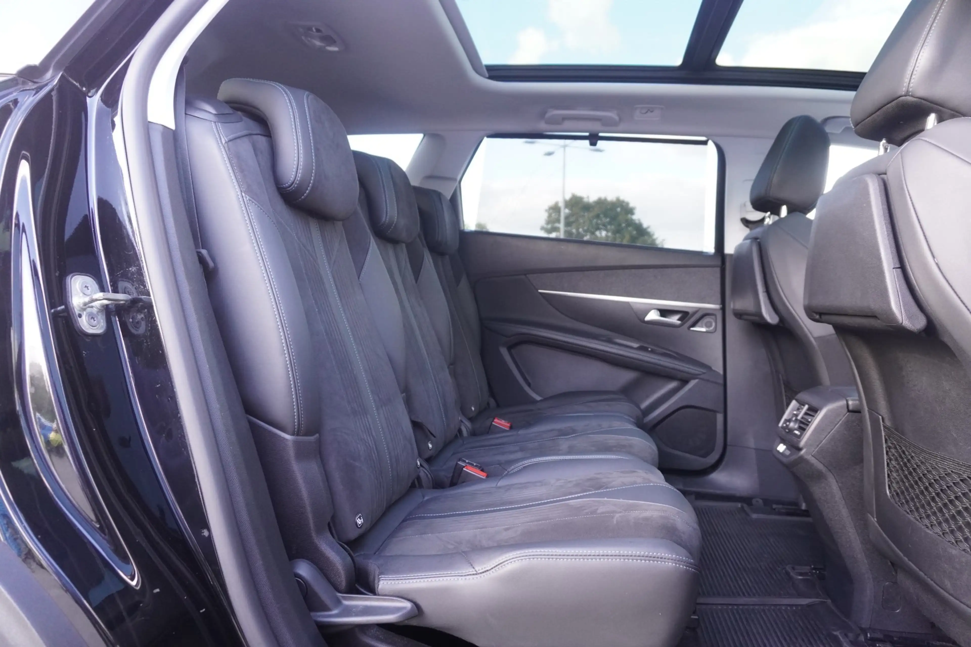 Peugeot 5008 1.2 Crossway Navi Panorama 7-Sitzer Kamera — photo 15