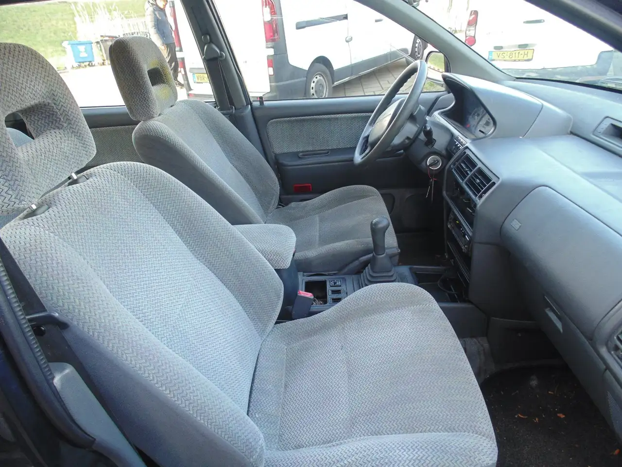 Mitsubishi Space Wagon 2.0 GLXi met airco 7set, foto 5