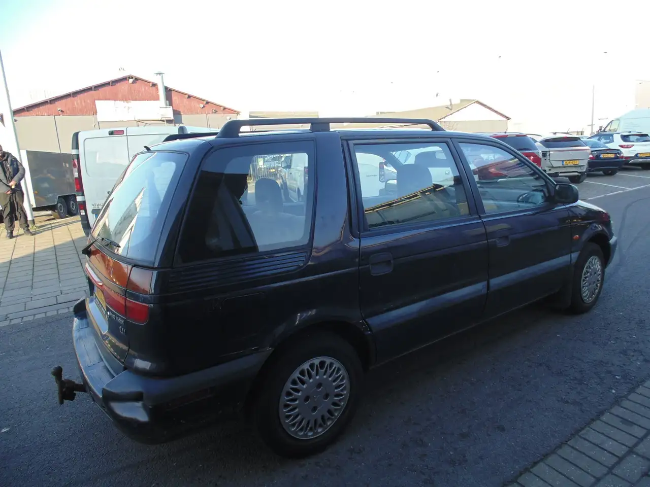 Mitsubishi Space Wagon 2.0 GLXi met airco 7set, foto 4