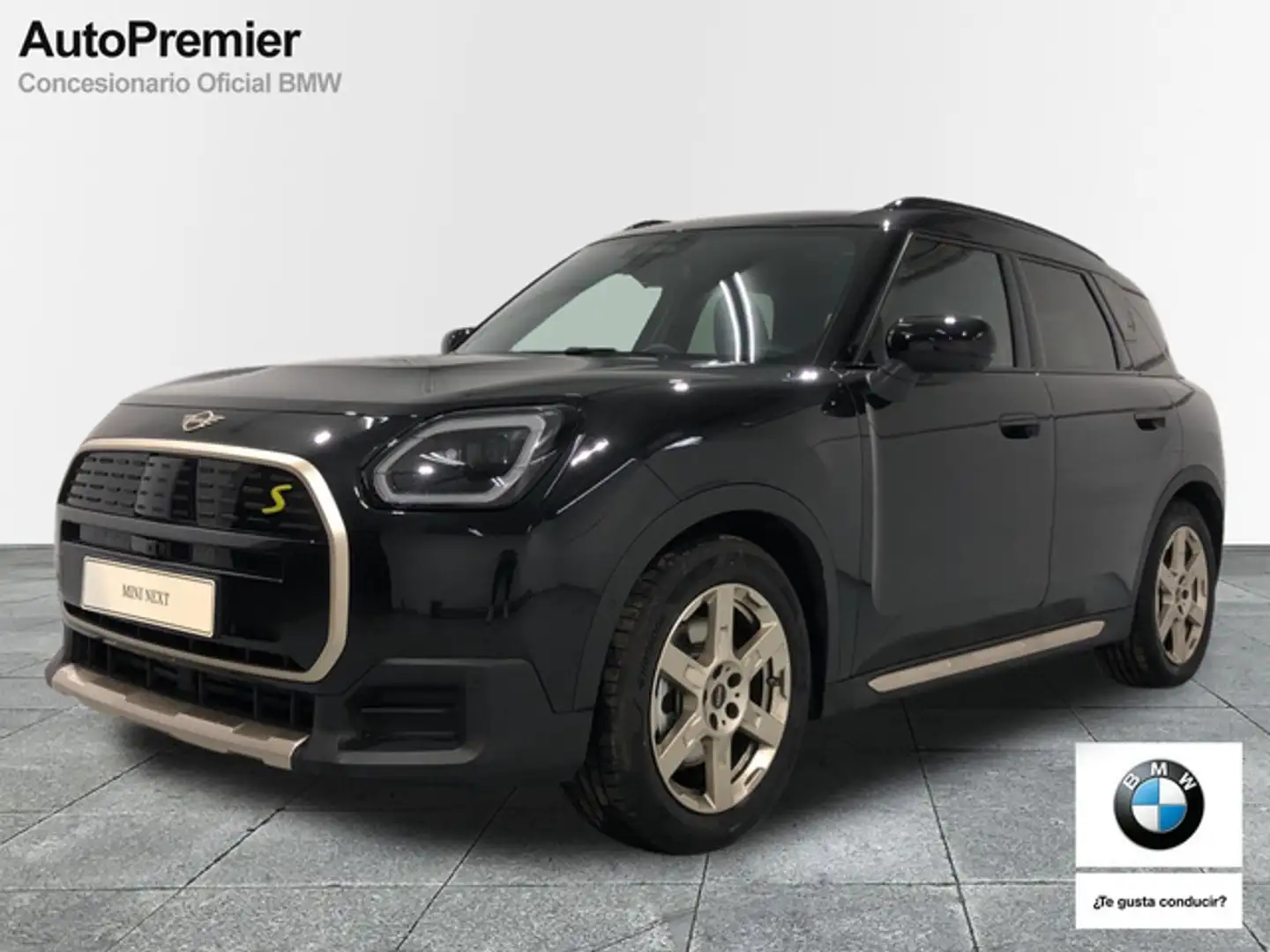 MINI Cooper SE Countryman Essential ALL4 Černá - 1