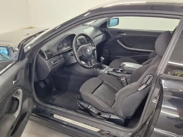 BMW 3 Series view 13