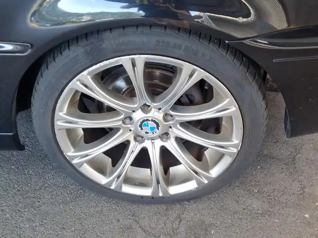 BMW 3 Series view 12