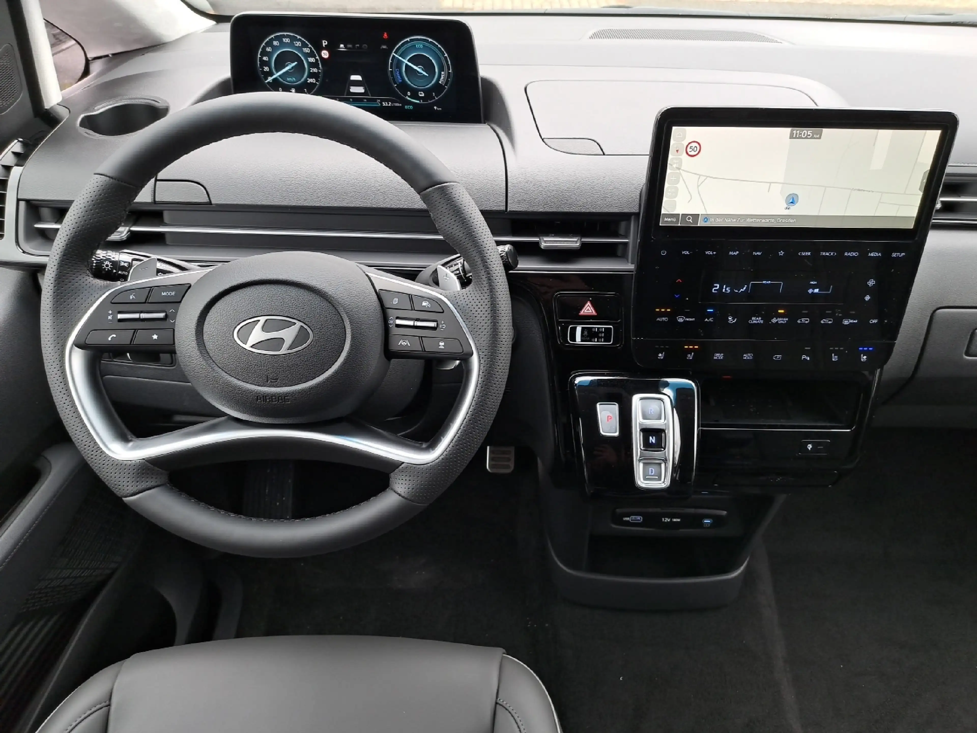 Hyundai STARIA 1.6 T-GDI HEV 2WD Signature *NSCC*4xSHZ* — photo 9