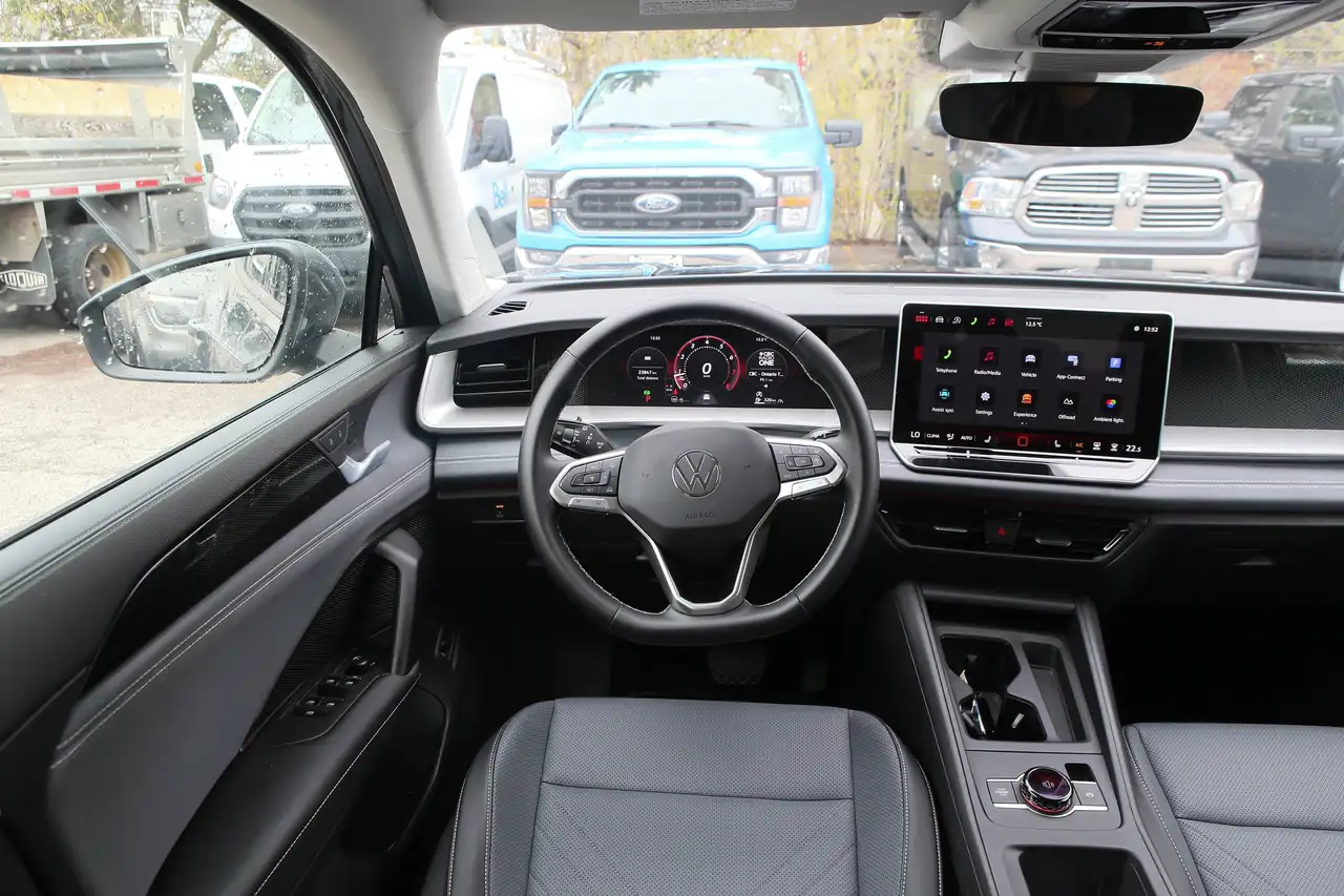 Volkswagen Tiguan photo Volkswagen Tiguan