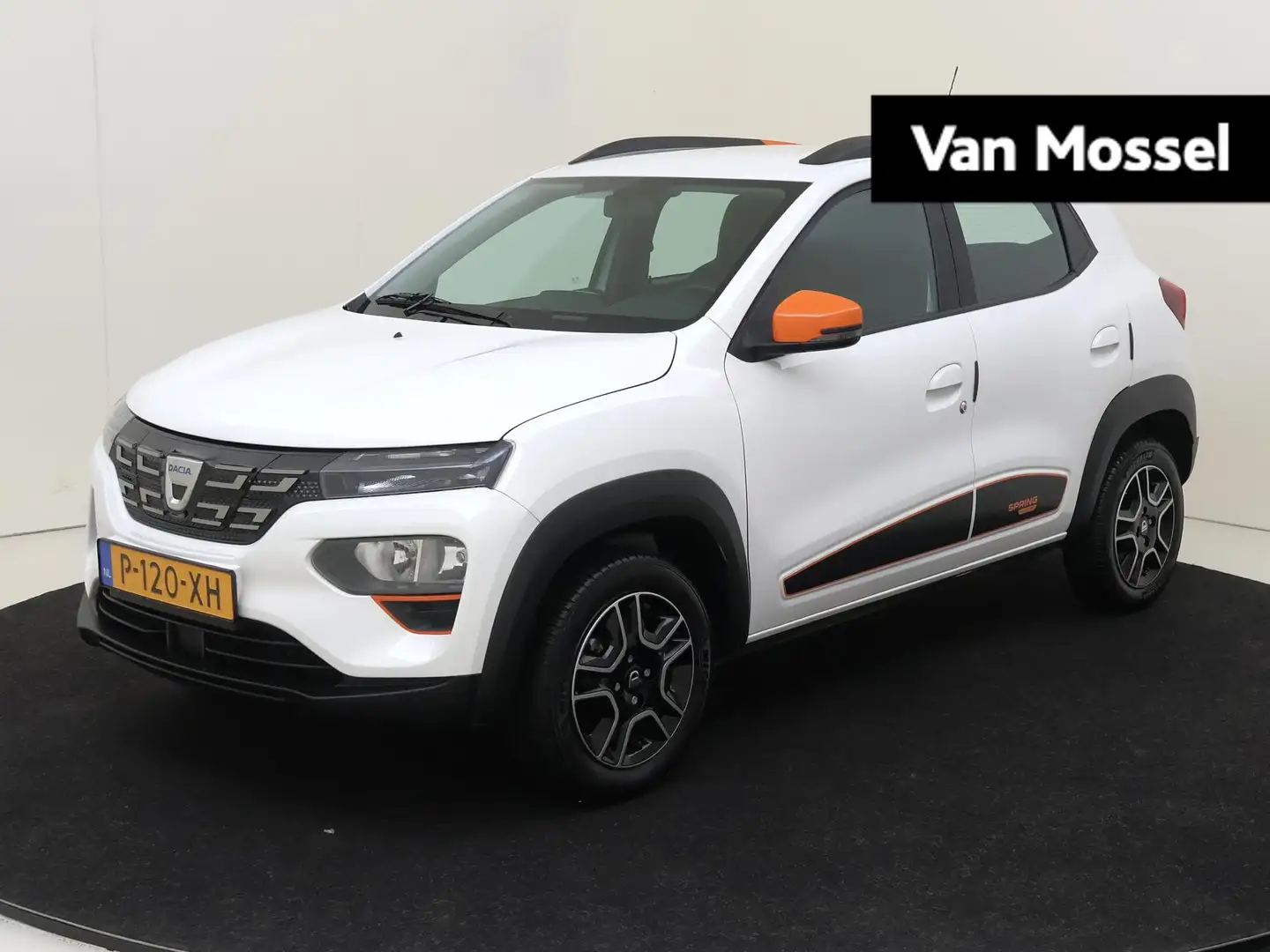 Dacia Spring Comfort Plus 27 kWh Navigatie | Airco | Camera Ach Wit - 1