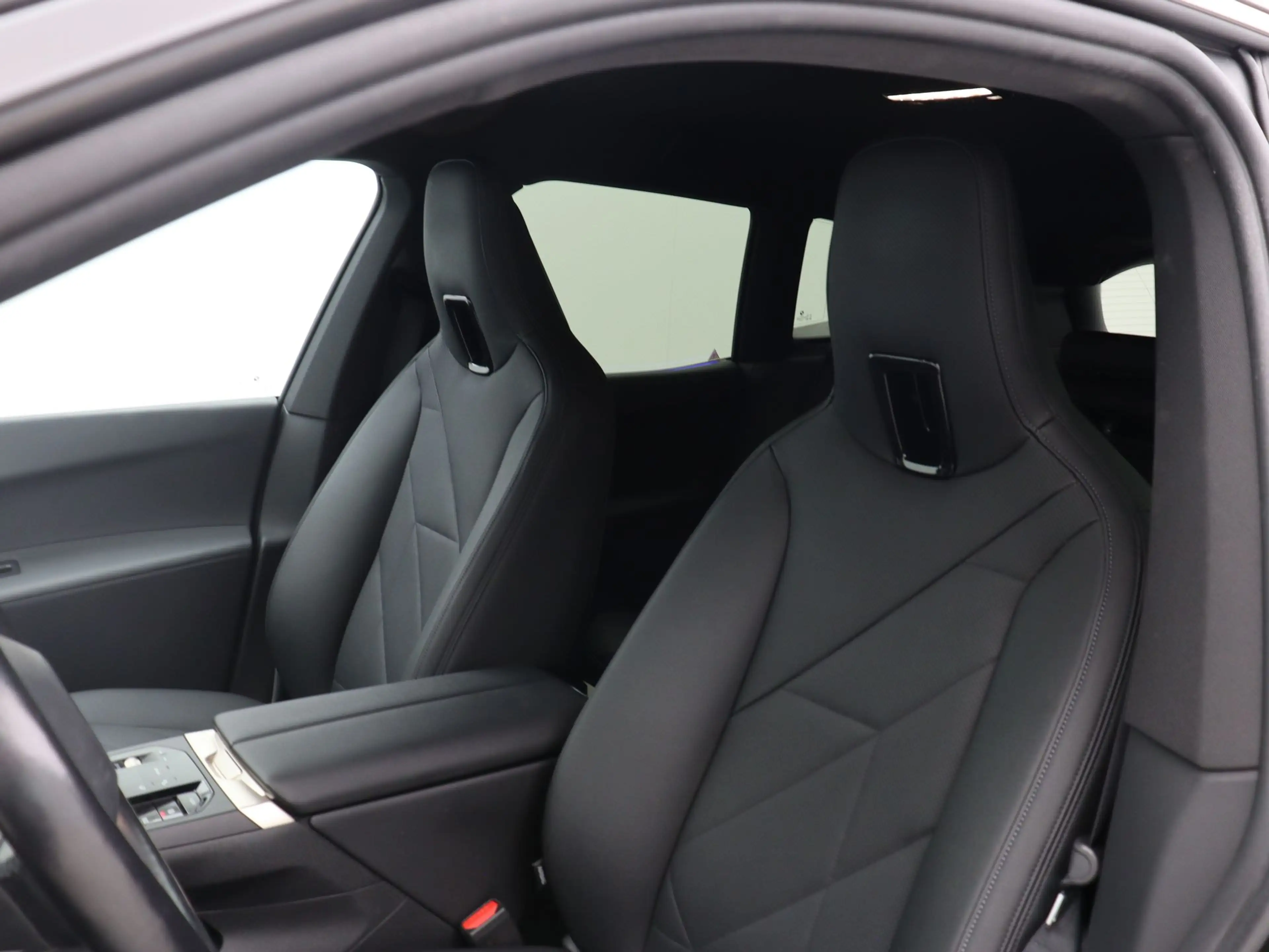 BMW iX xDrive40 Executive 77 kWh — photo 4