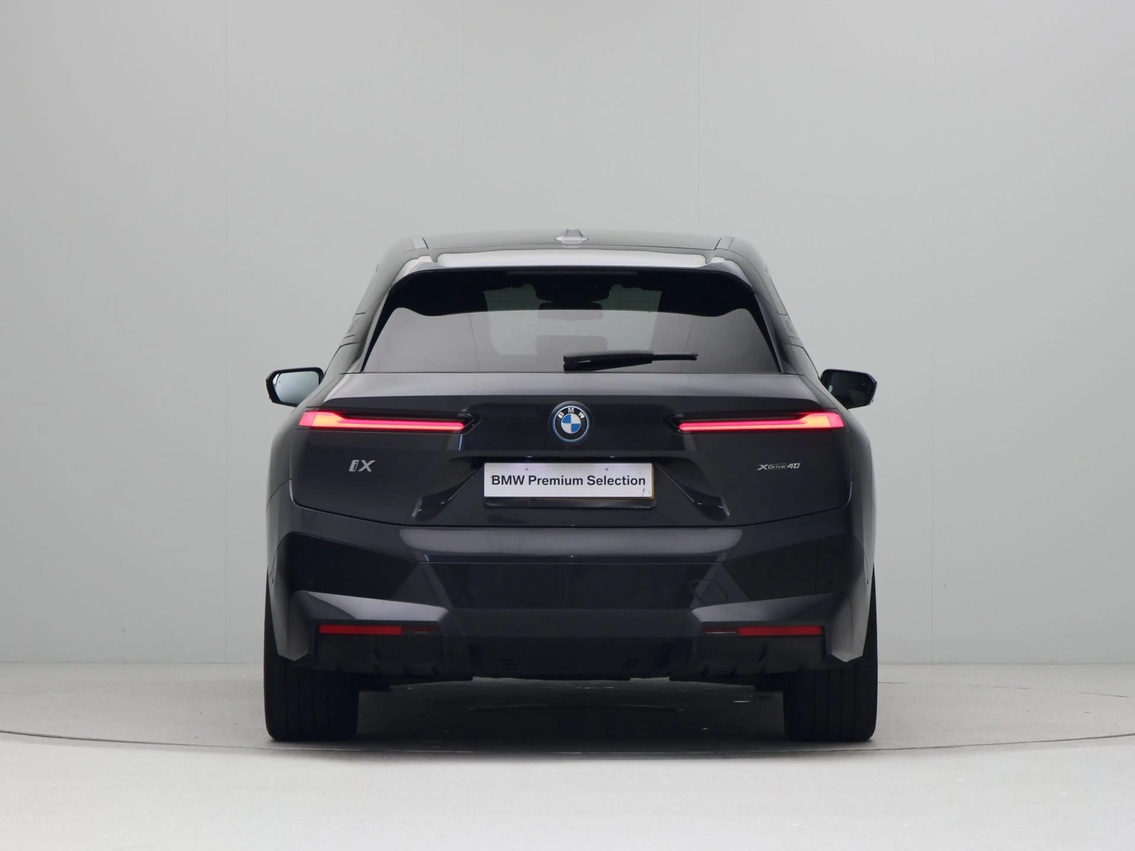BMW iX xDrive40 Executive 77 kWh — photo 9