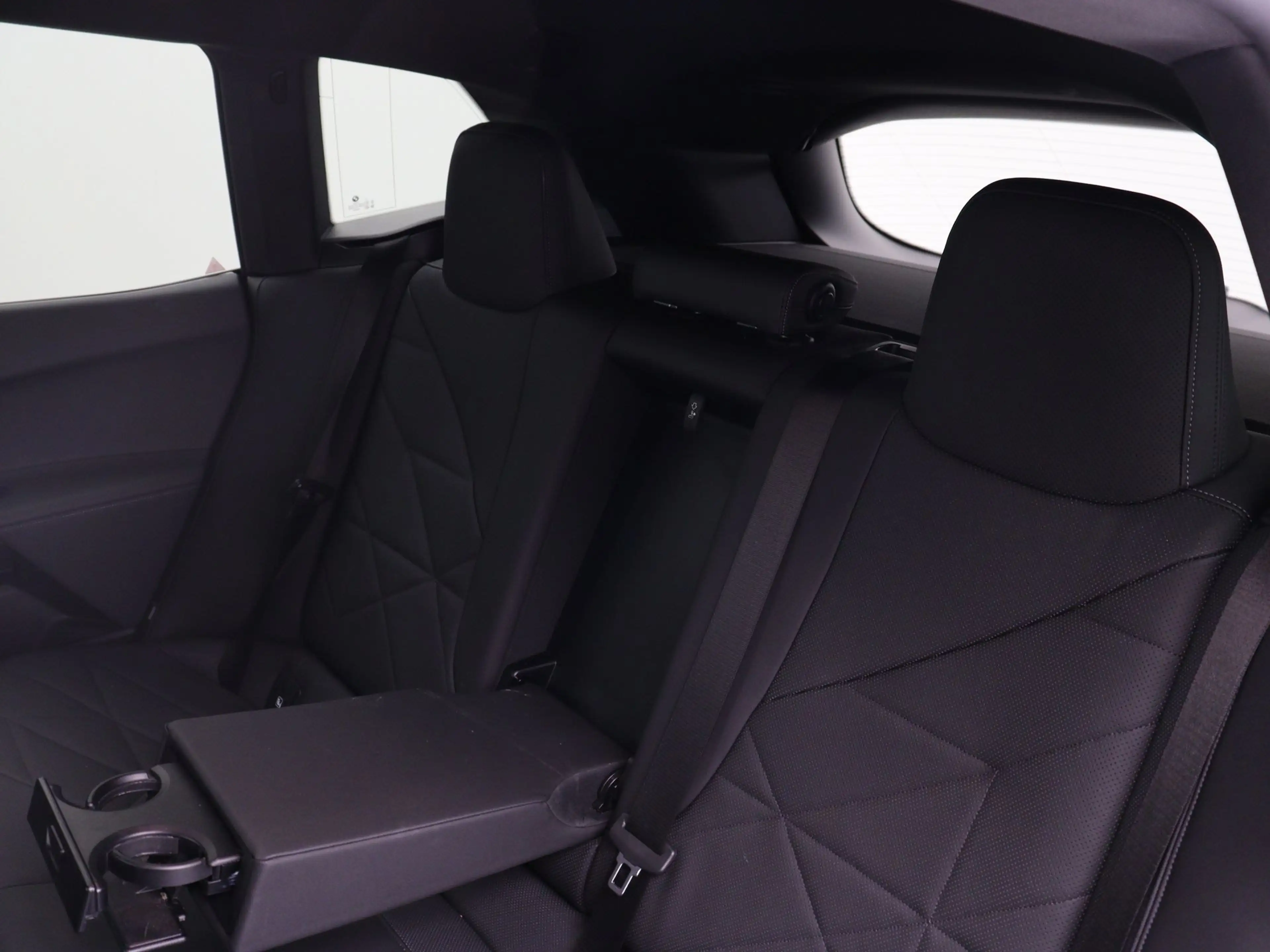 BMW iX xDrive40 Executive 77 kWh — photo 15