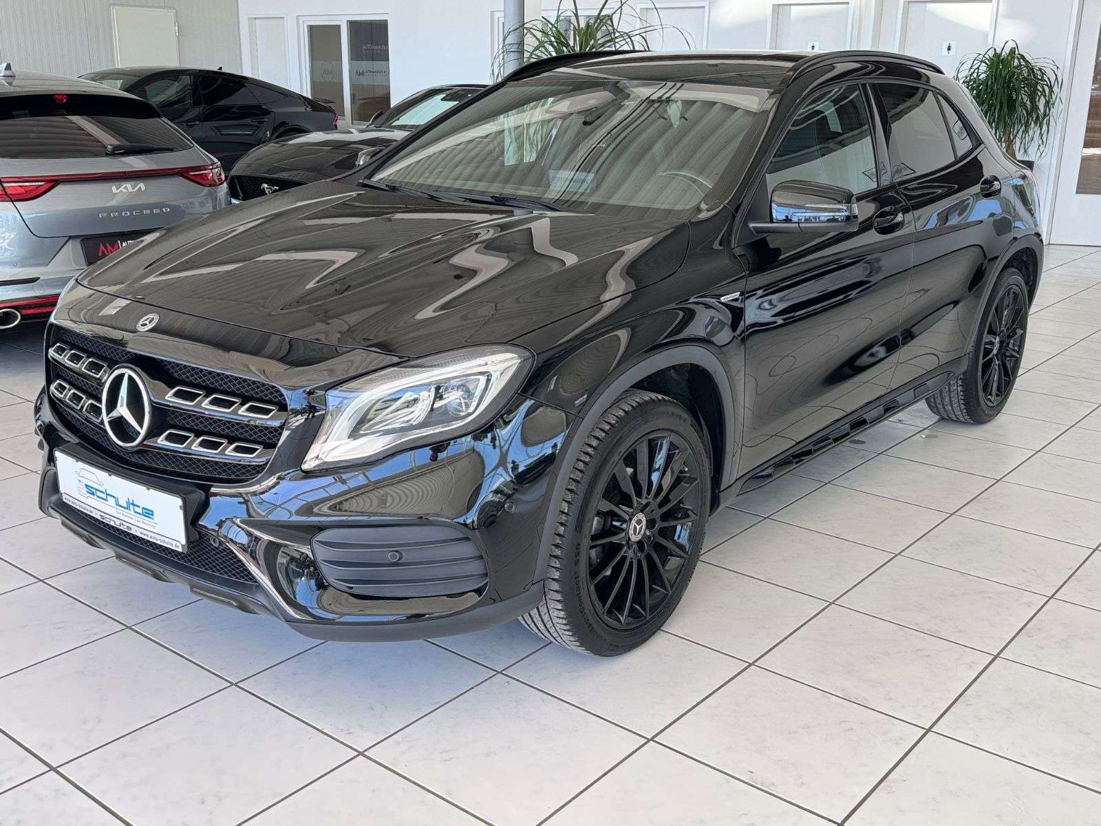 Second hand Mercedes Benz Gla-Class 200
