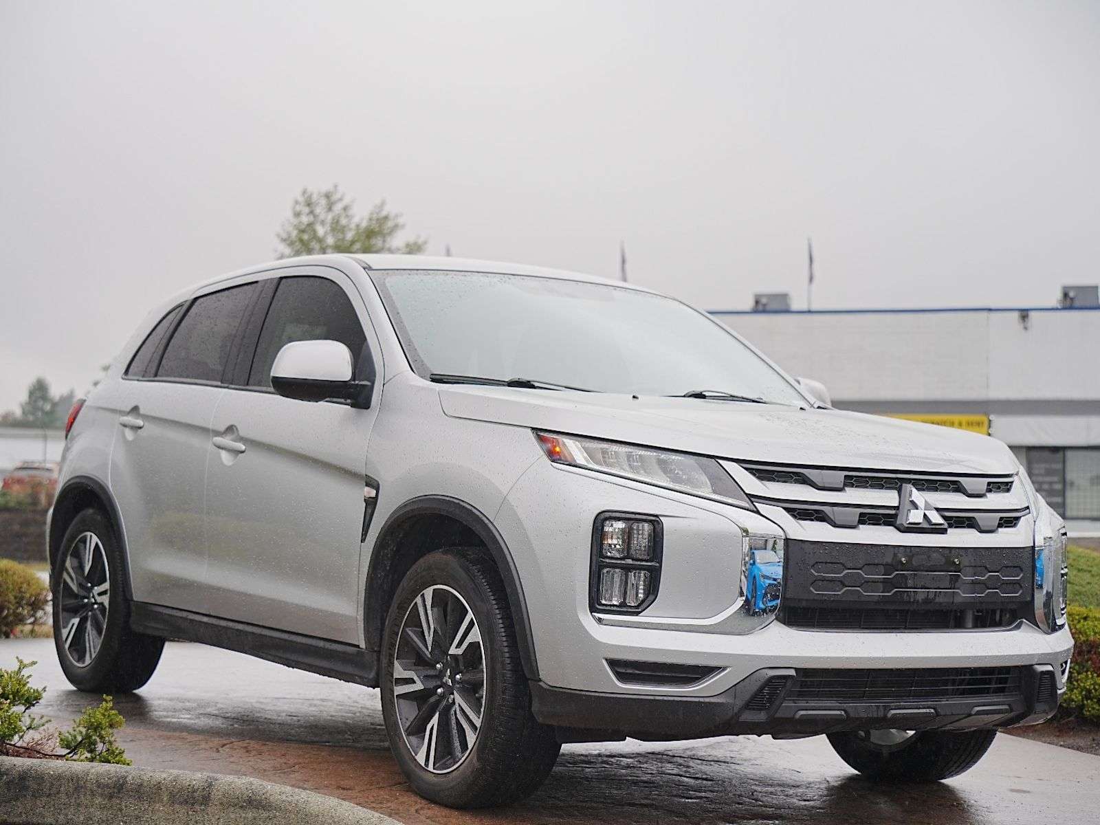 2023 Mitsubishi RVR