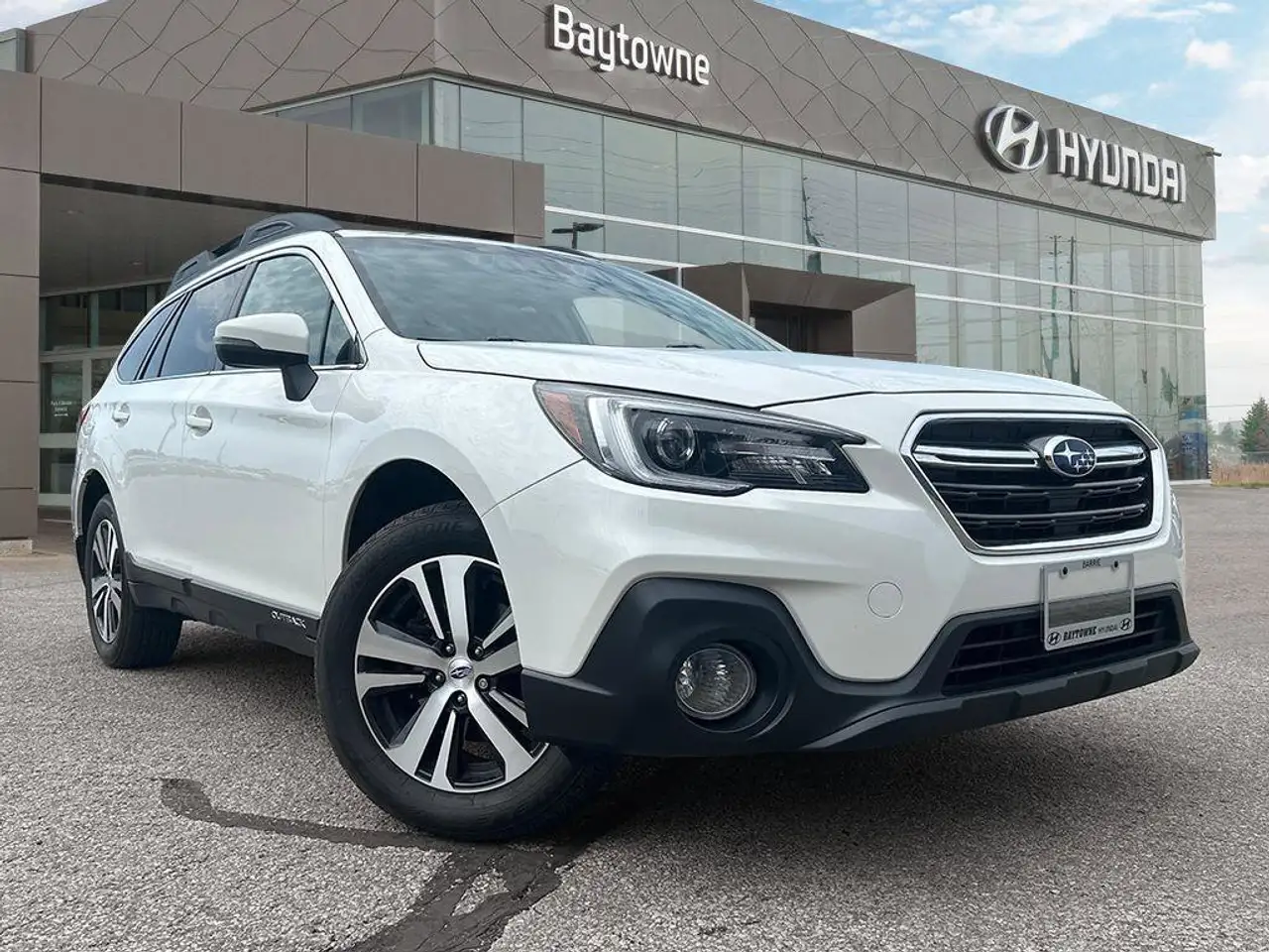 Subaru OUTBACK photo Subaru OUTBACK