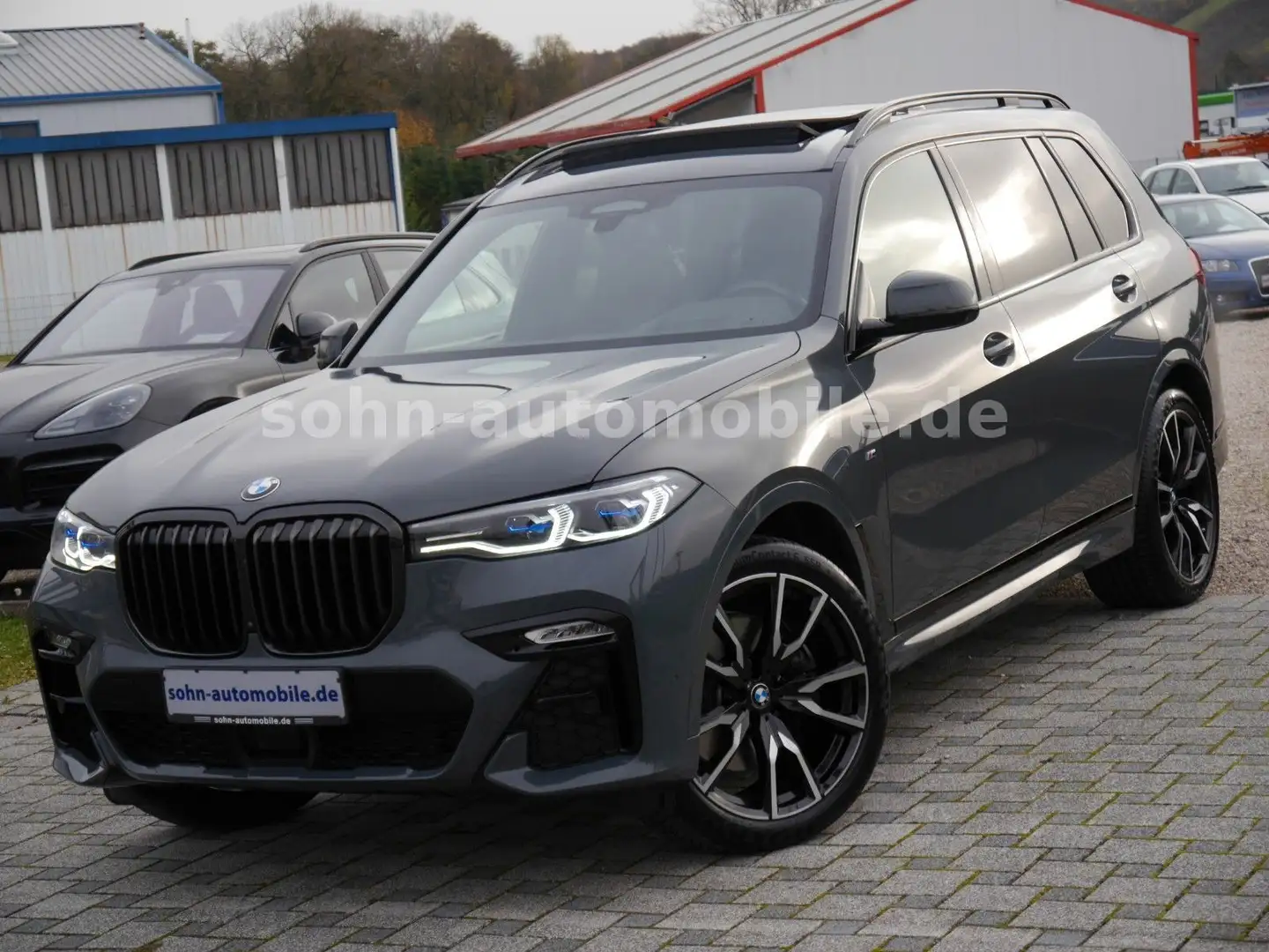 BMW X7 xDr 40d M-Sport M-Sitze/Sitzkli/Massa/SKY/EDP Grau - 1