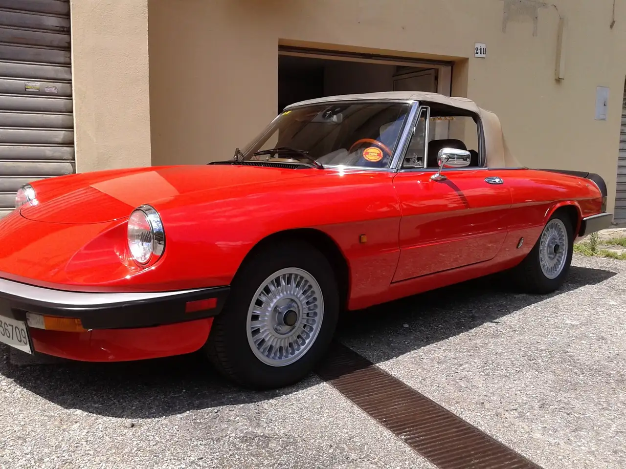 Alfa Romeo Spider 1.6, foto 1