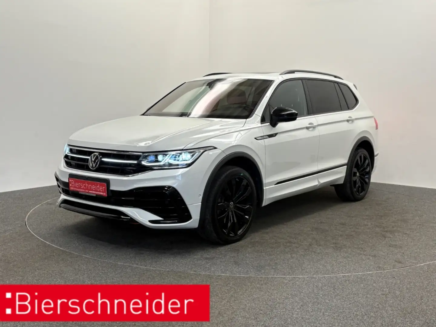 Volkswagen Tiguan Allspace 2.0 TDI 4Mo. DSG R-Line IQ-LIGHT COCKPIT PRO 20 PA Weiß - 1