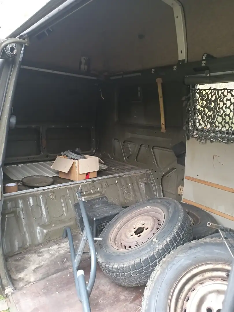 Volkswagen T3 Bundesheer Funker Hochdach Grün - 2