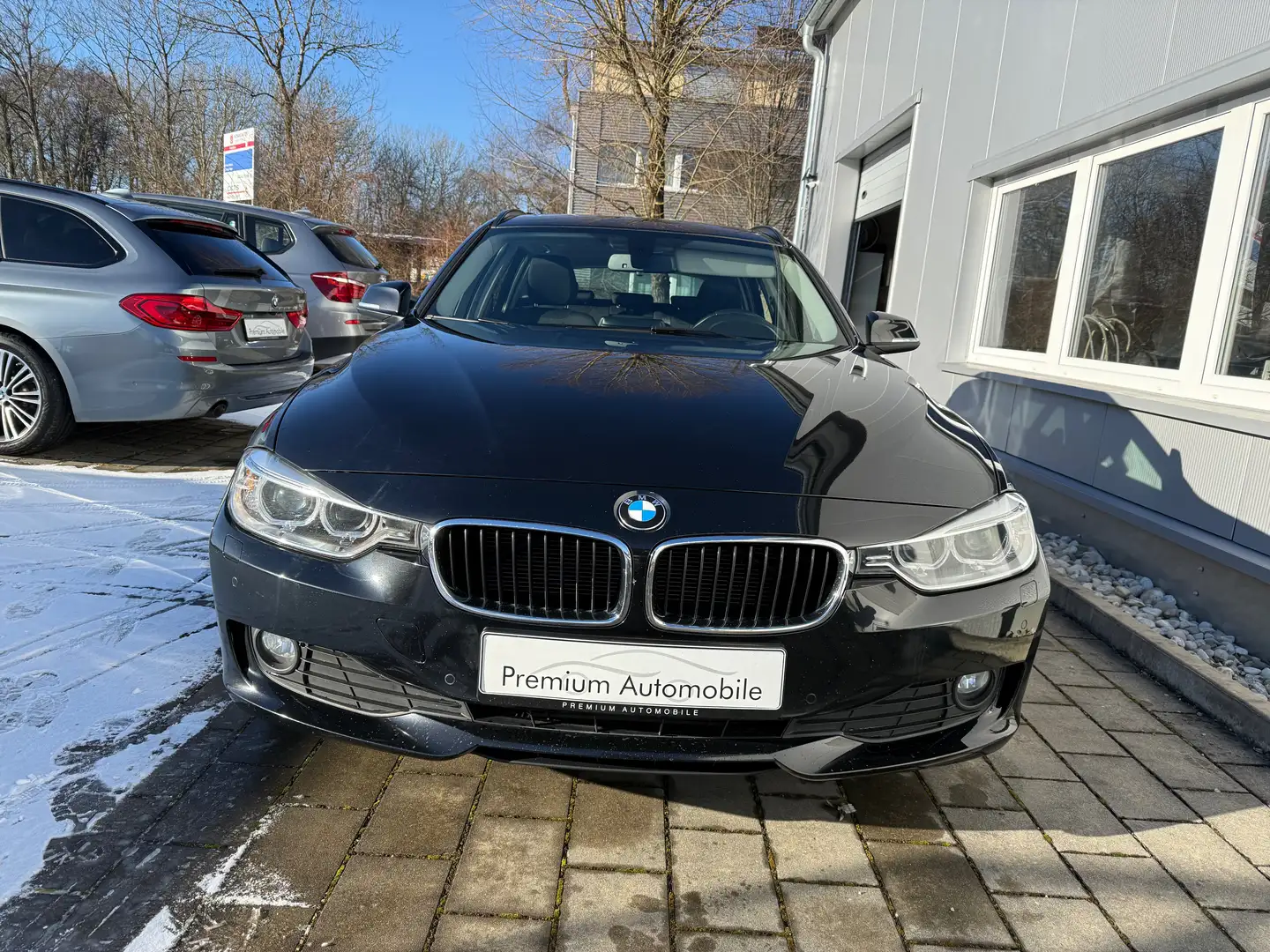 BMW 320 320 d xDrive Noir - 2