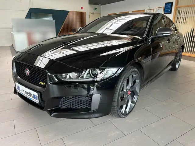 Jaguar XE 300 Sport/HUD/20"/LEDER/KAM/BI-XENON
