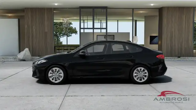 BMW 2 Series view 3