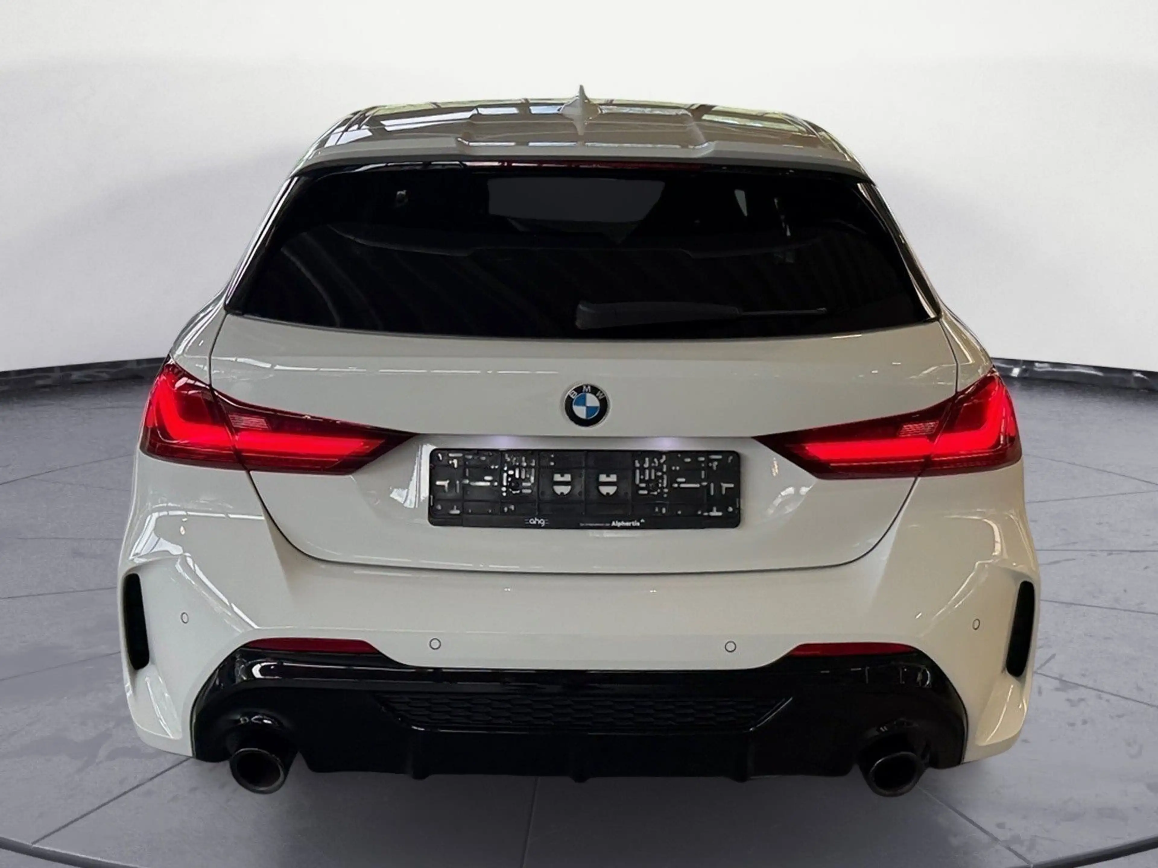 BMW 135 i xDrive Head-Up PDC LED Navi — photo 5