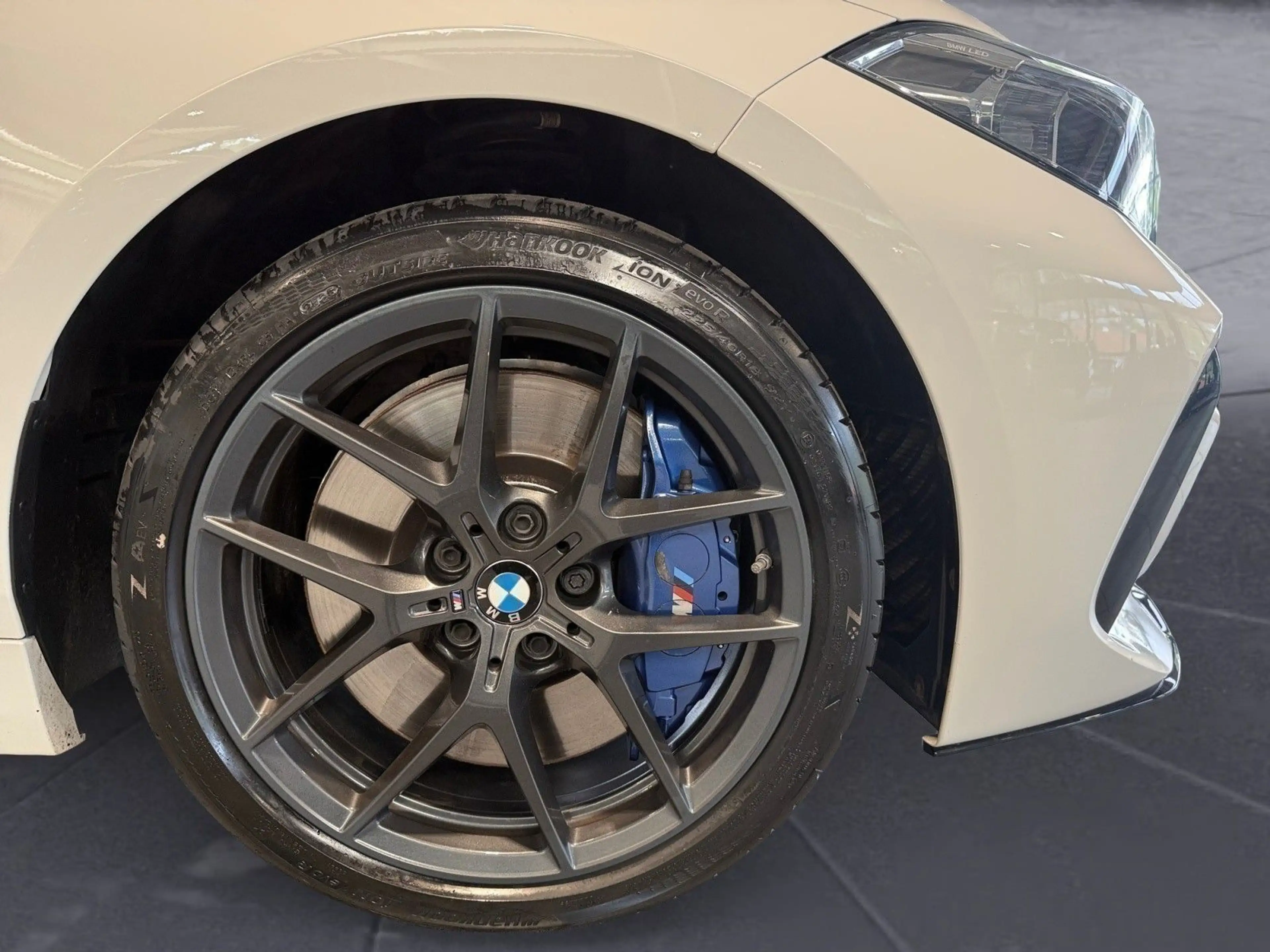 BMW 135 i xDrive Head-Up PDC LED Navi — photo 12