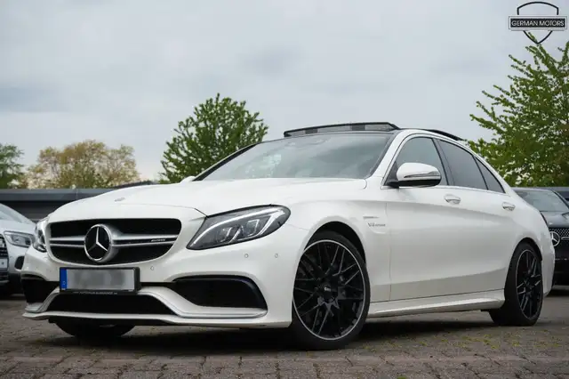 Mercedes-Benz C 63 AMG /Pano/KGO/Memory/Distronic/LED