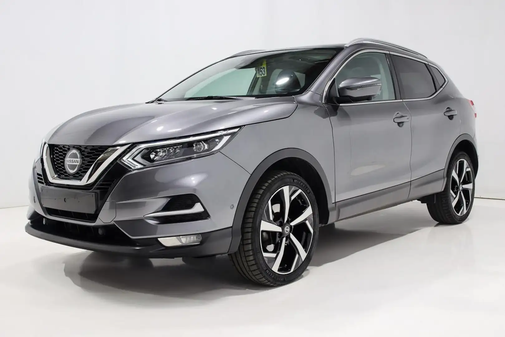 Nissan Qashqai 1.3 DIG T 140 PANO - 19 - 360 - GPS - S.CUIR Grijs - 2