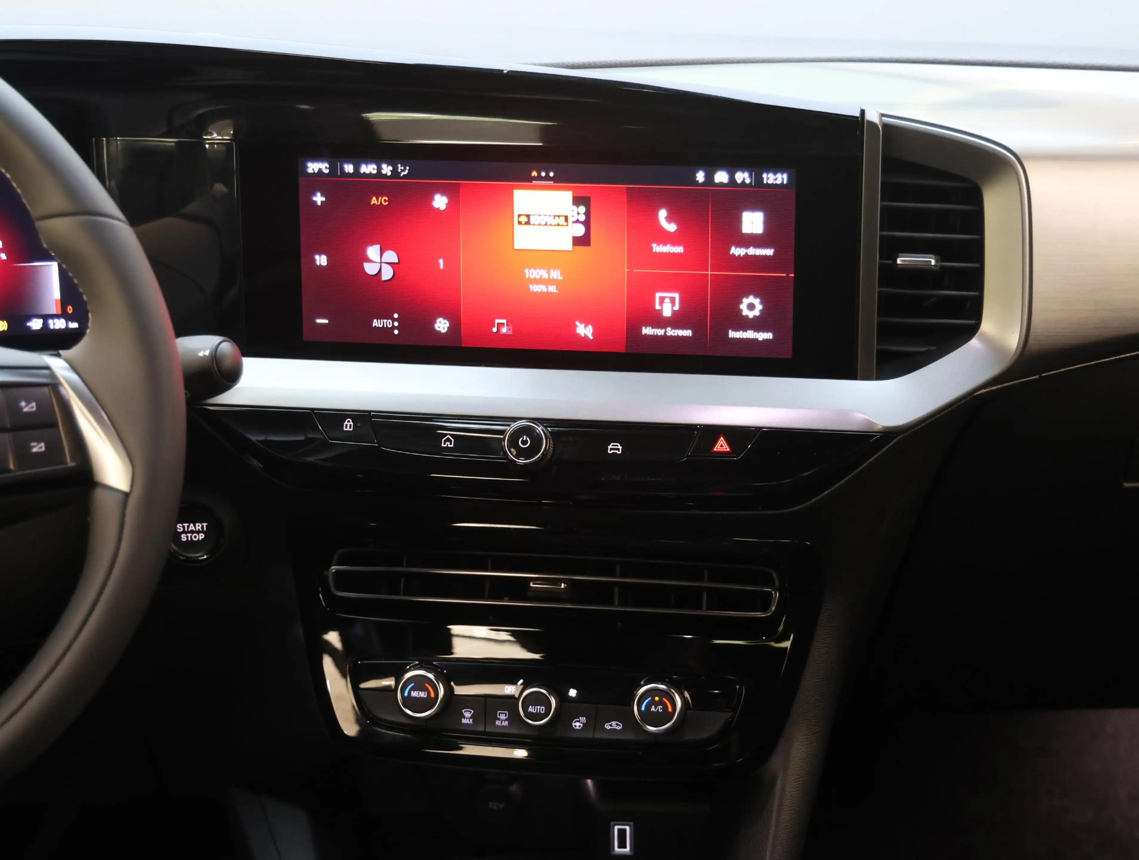 Opel Mokka-E Electric SUV GS Electric 54 kWh | Achteruitrijcame — photo 15