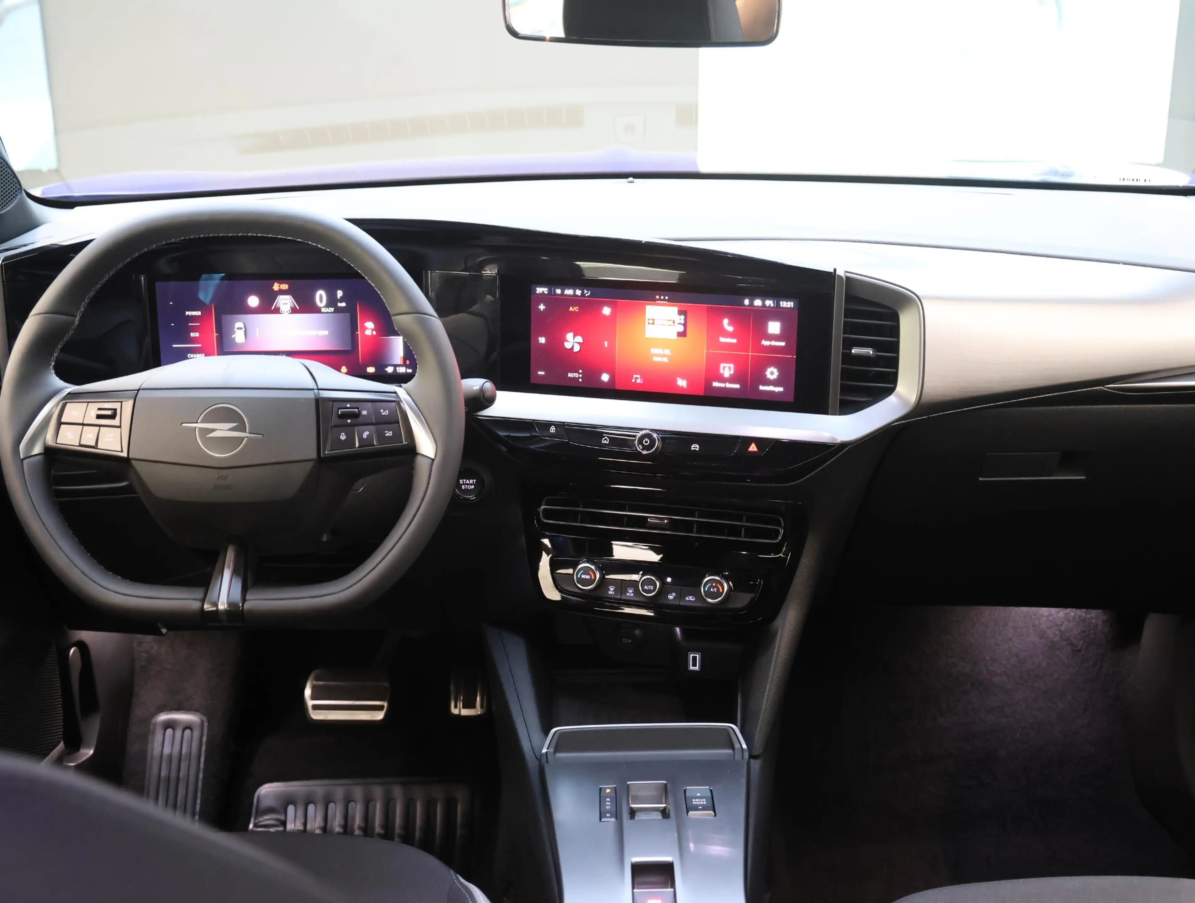 Opel Mokka-E Electric SUV GS Electric 54 kWh | Achteruitrijcame — photo 14