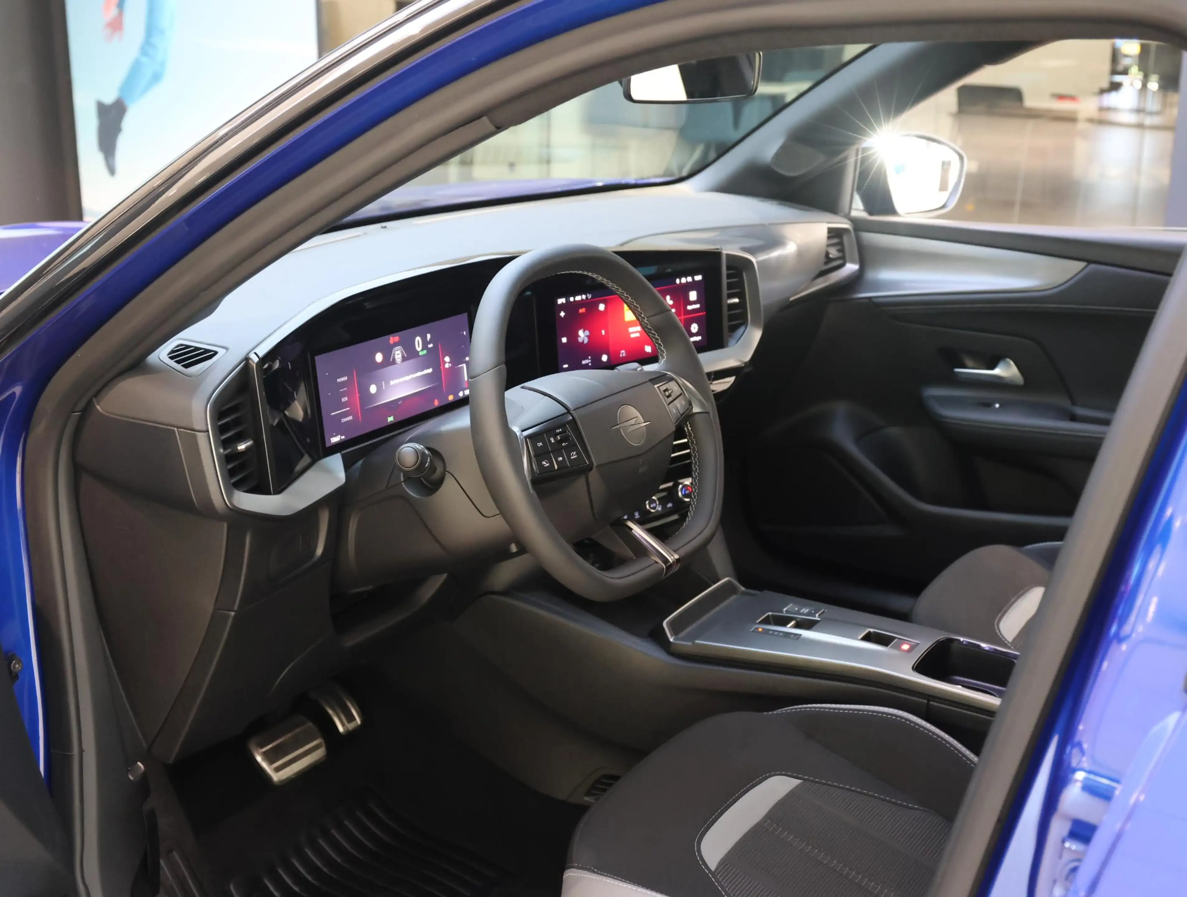 Opel Mokka-E Electric SUV GS Electric 54 kWh | Achteruitrijcame — photo 13