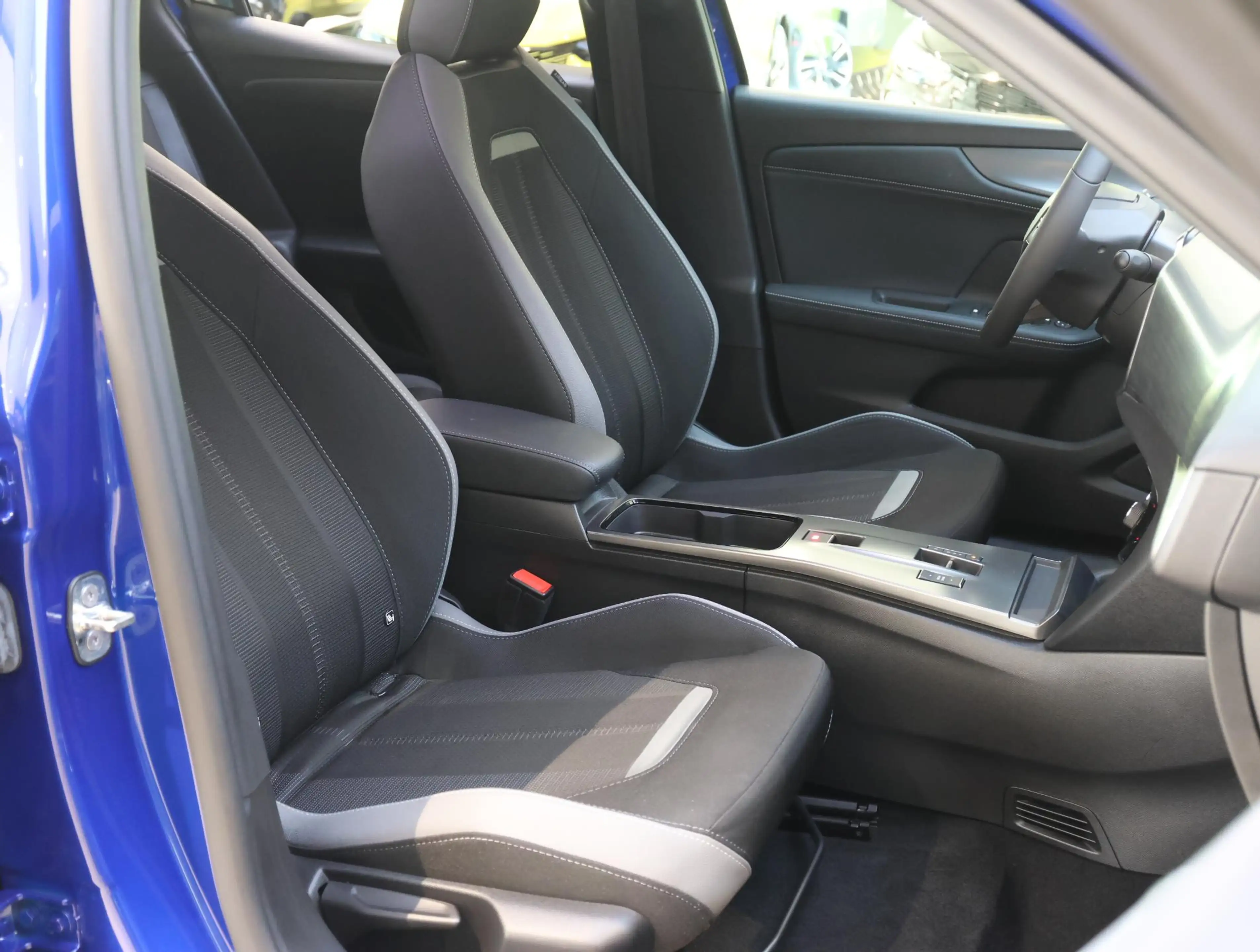 Opel Mokka-E Electric SUV GS Electric 54 kWh | Achteruitrijcame — photo 9