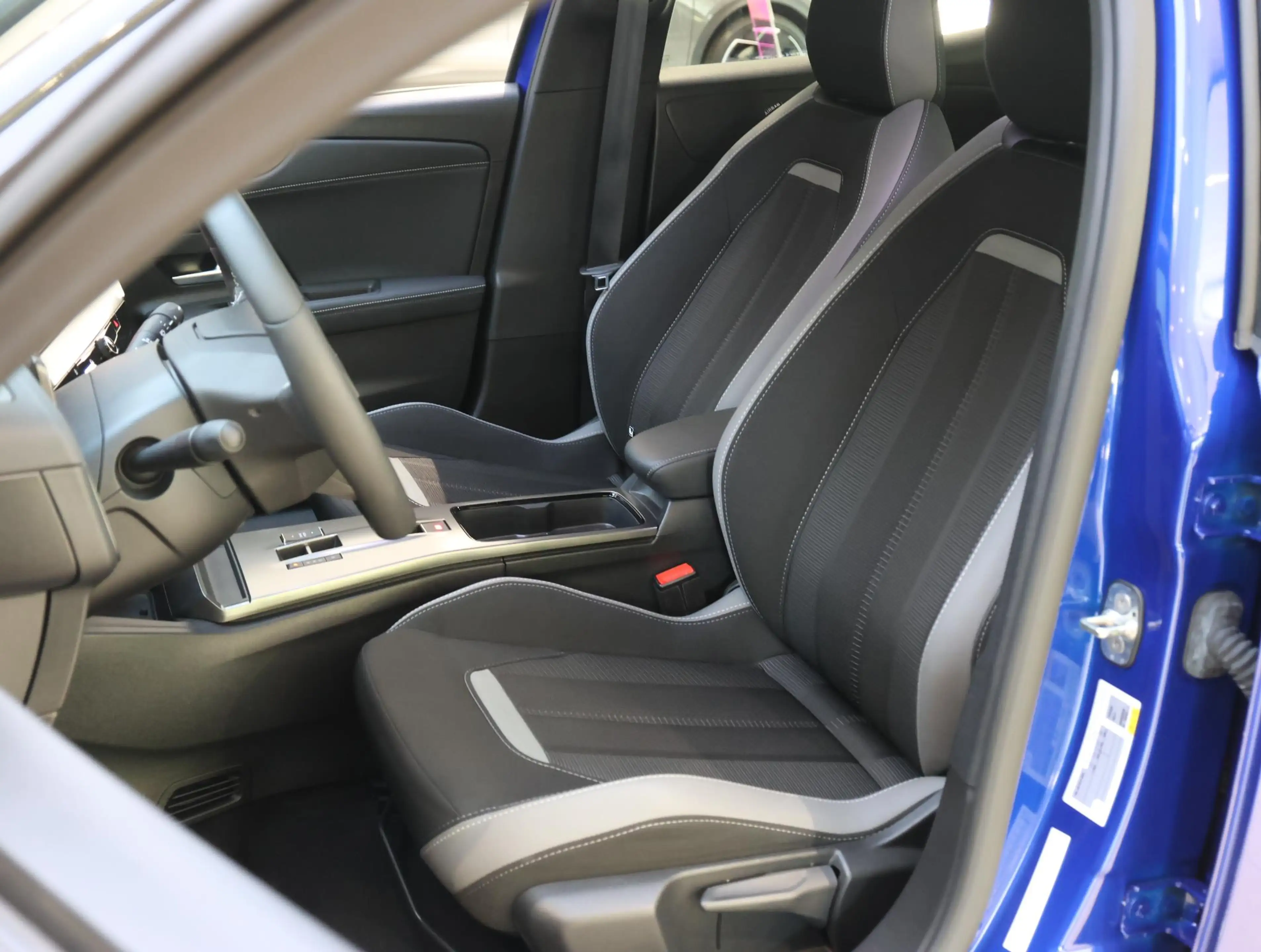 Opel Mokka-E Electric SUV GS Electric 54 kWh | Achteruitrijcame — photo 7