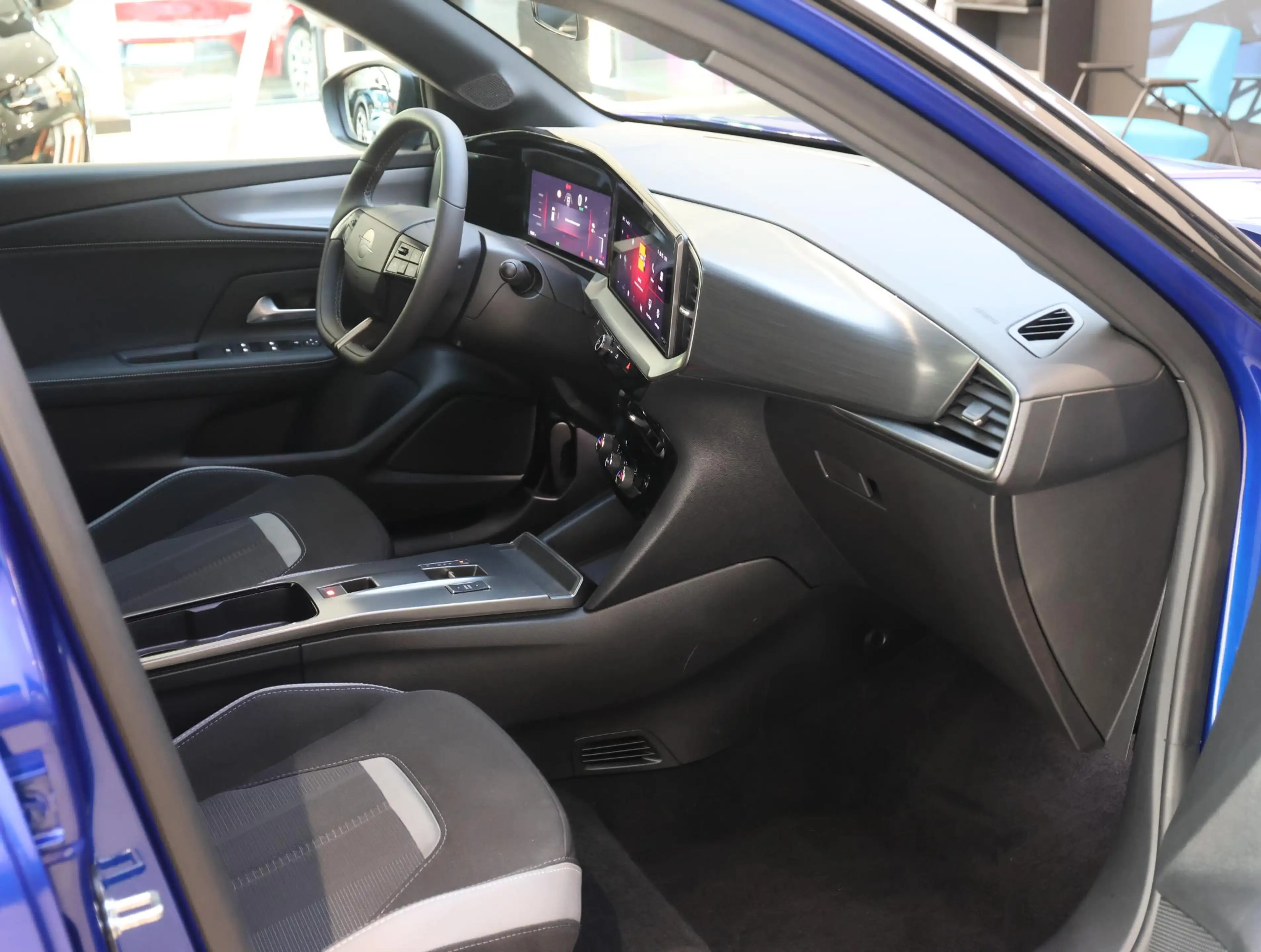 Opel Mokka-E Electric SUV GS Electric 54 kWh | Achteruitrijcame — photo 6