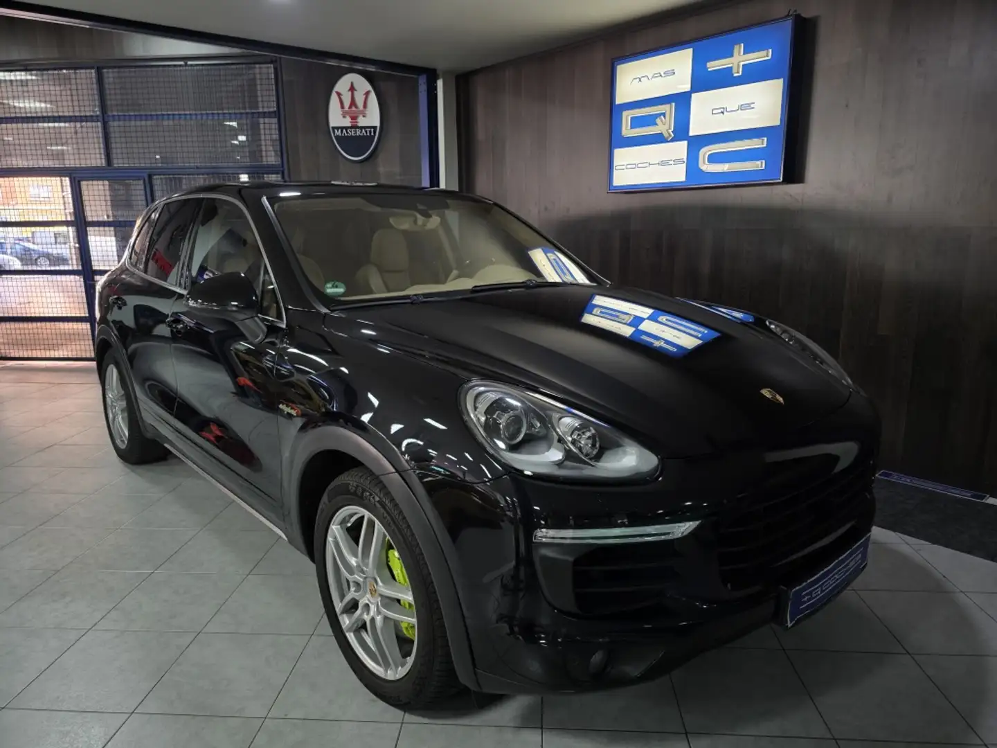 Porsche Cayenne S E-Hybrid Negro - 1