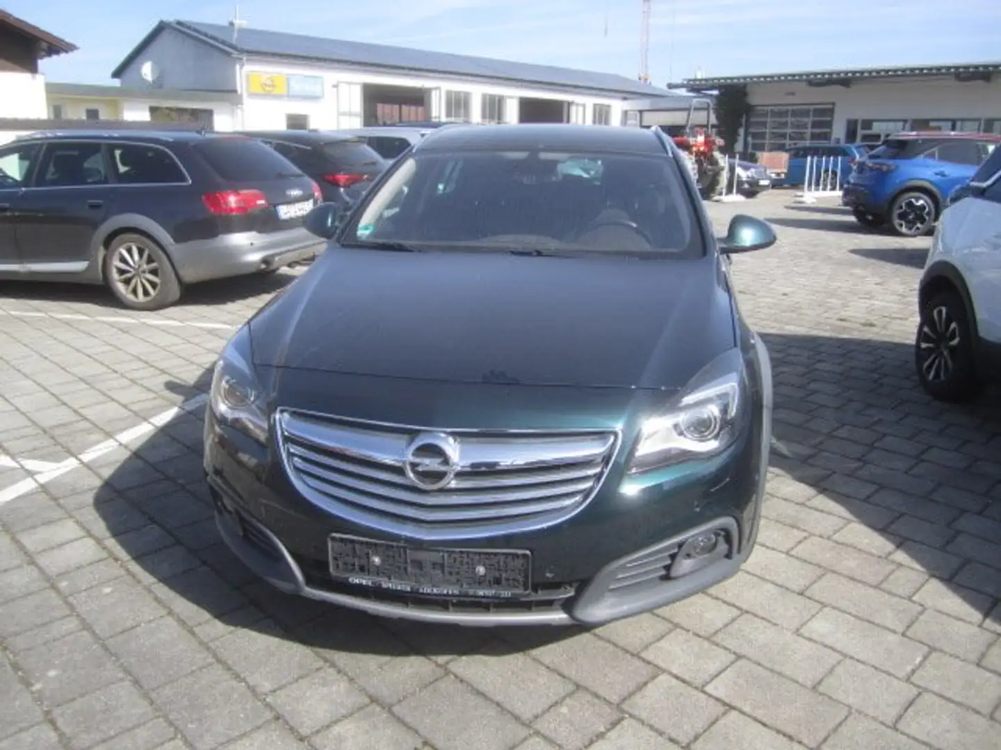 Opel Insignia 2.0 CDTI 4x4 Country Tourer ecoFLEX *AHK *Sitzheiz Grün - 2