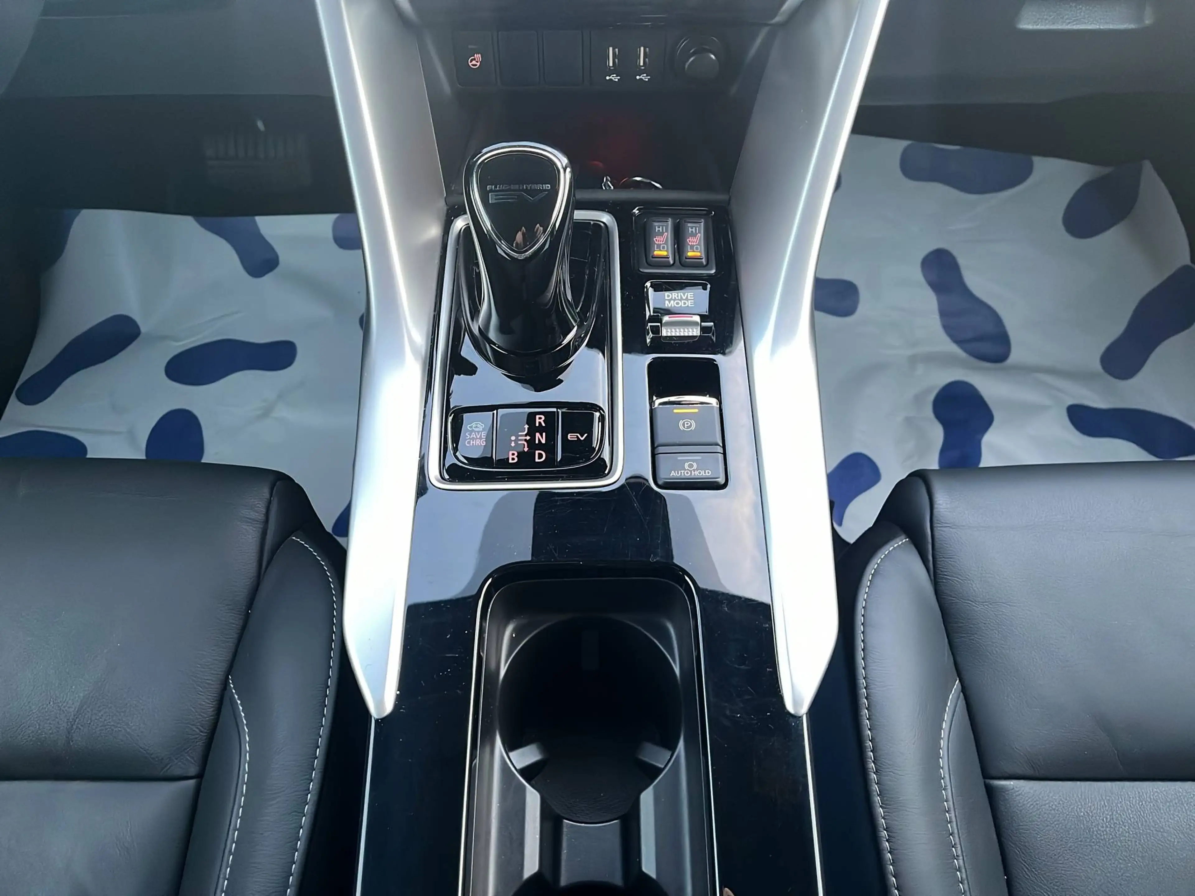 Mitsubishi Eclipse Cross Top Hybrid 4WD — photo 15