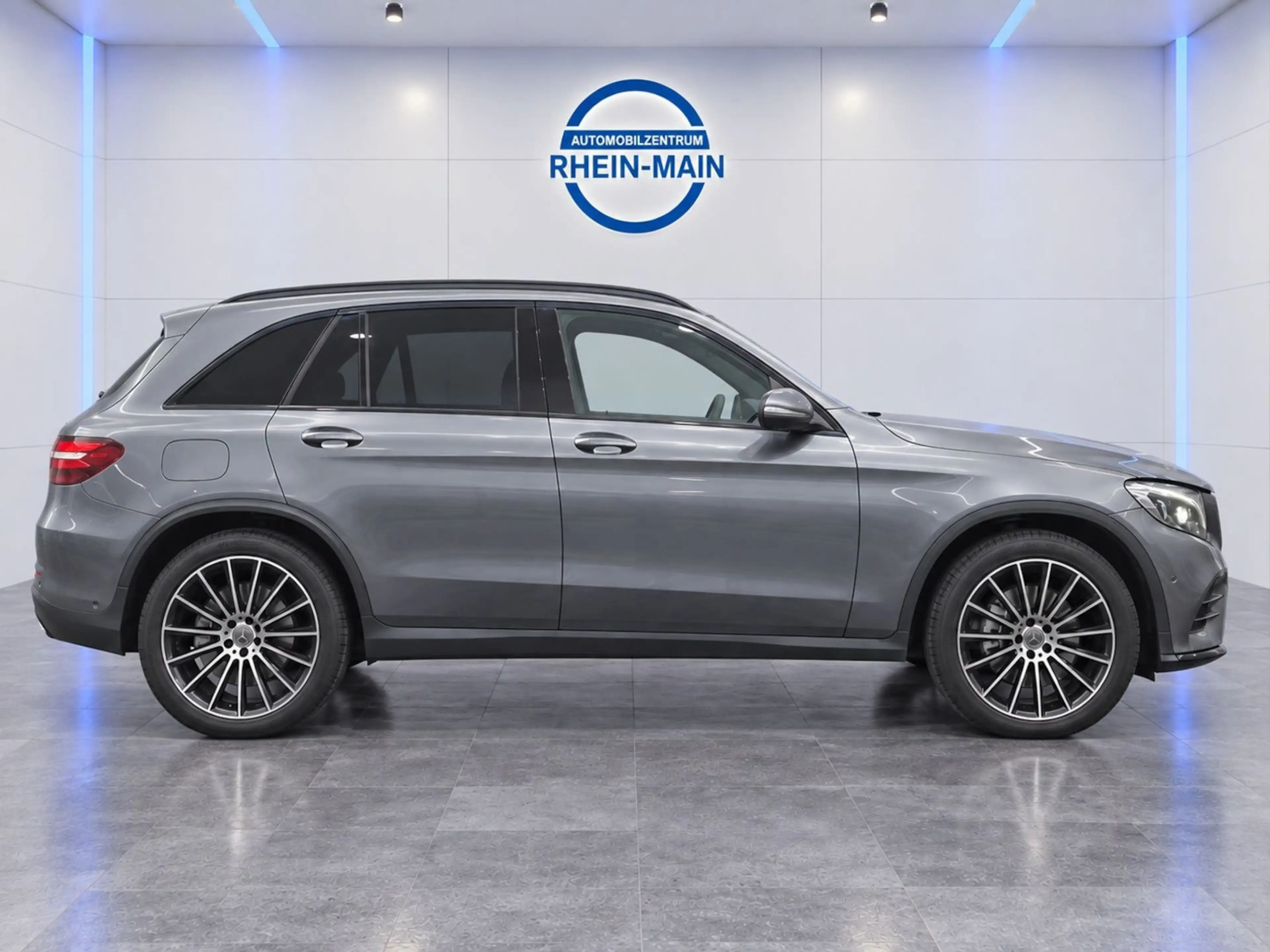 Mercedes-Benz GLC 43 AMG 4Matic Burmeister 20ZOLL LED AirMatic Distronic — photo 2