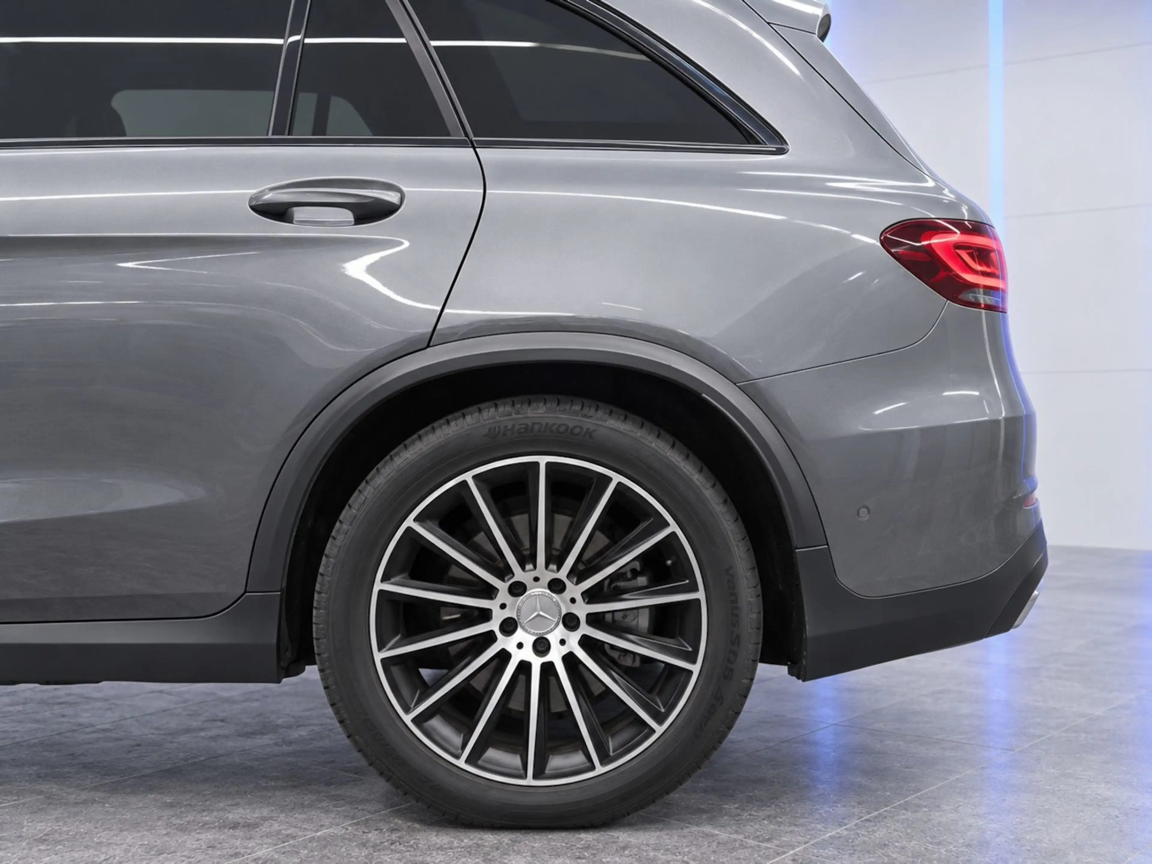 Mercedes-Benz GLC 43 AMG 4Matic Burmeister 20ZOLL LED AirMatic Distronic — photo 8