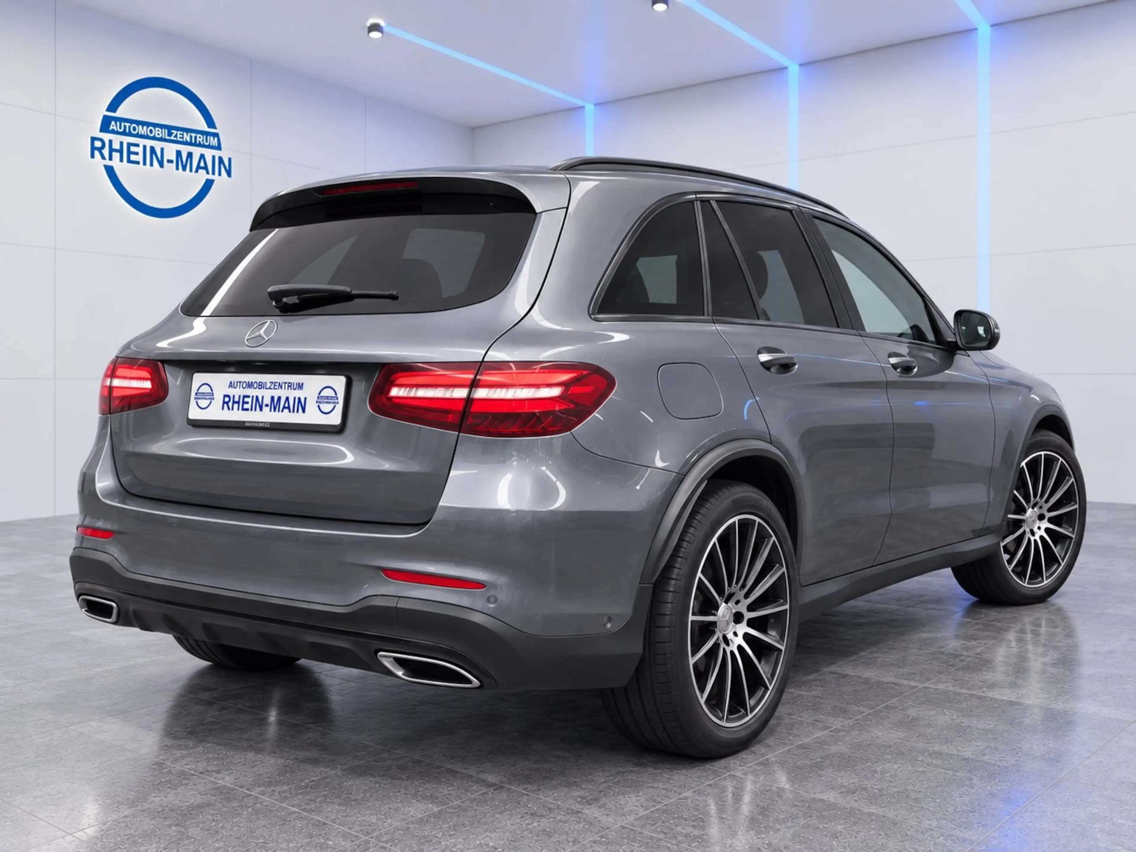 Mercedes-Benz GLC 43 AMG 4Matic Burmeister 20ZOLL LED AirMatic Distronic — photo 3