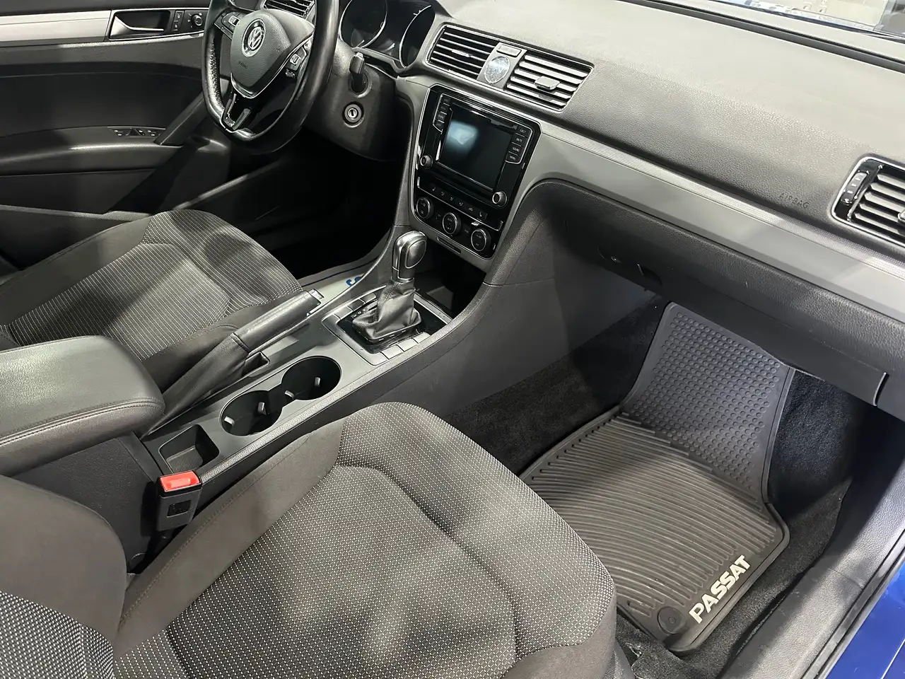 Volkswagen Passat снимка Volkswagen Passat