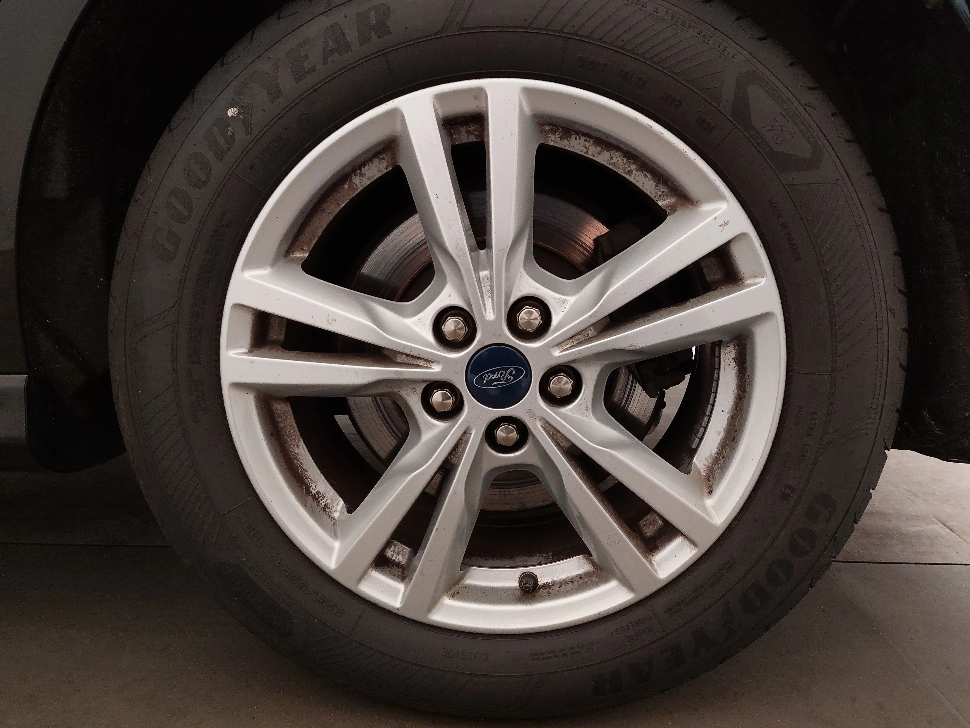 Ford S-Max 2.0 EB Titanium 7-Sitze Navi Shz PDC — photo 10