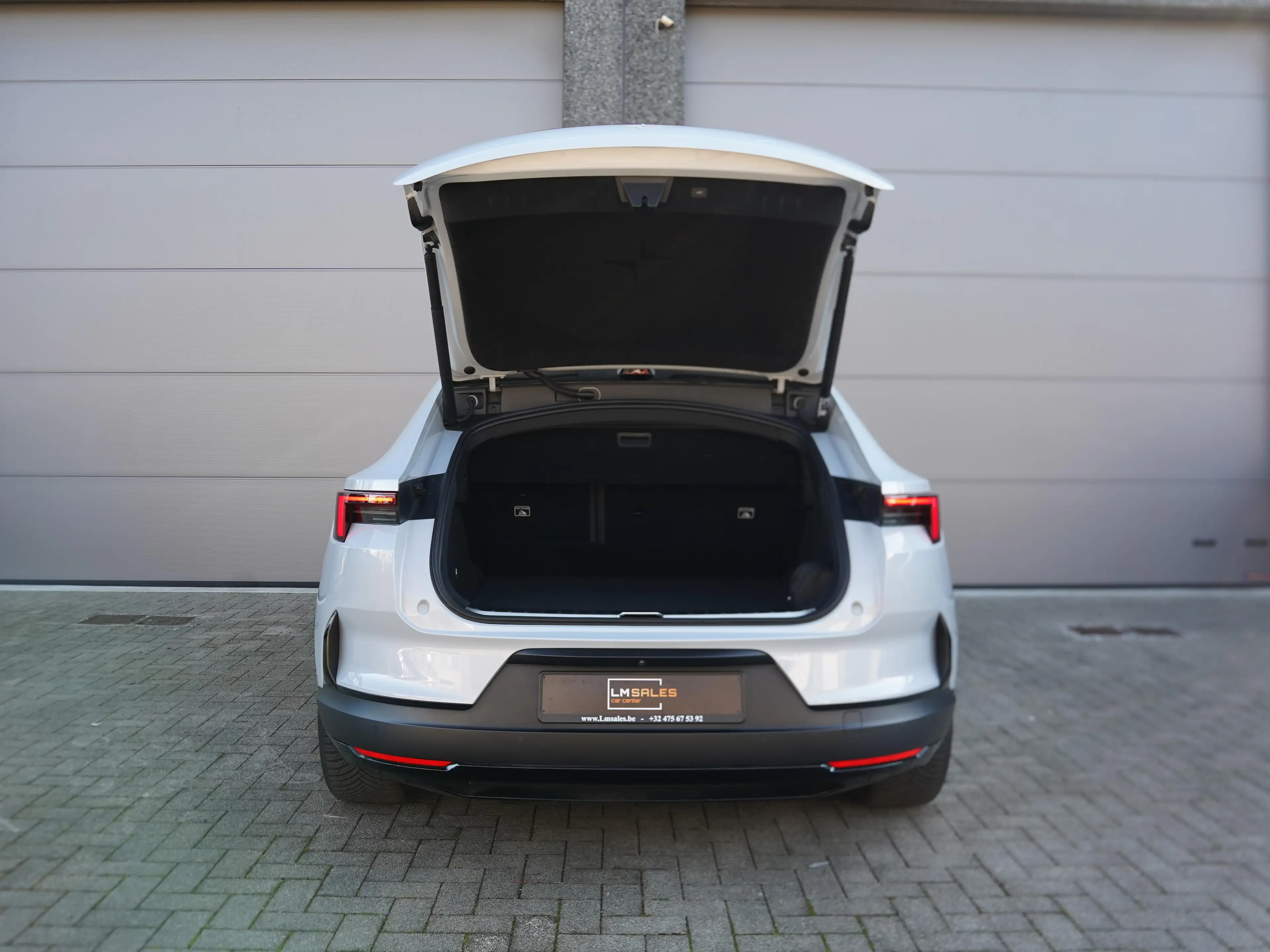 Polestar 4 100 kWh Long Range Single Motor *PANO / 360 / ACC* — photo 11