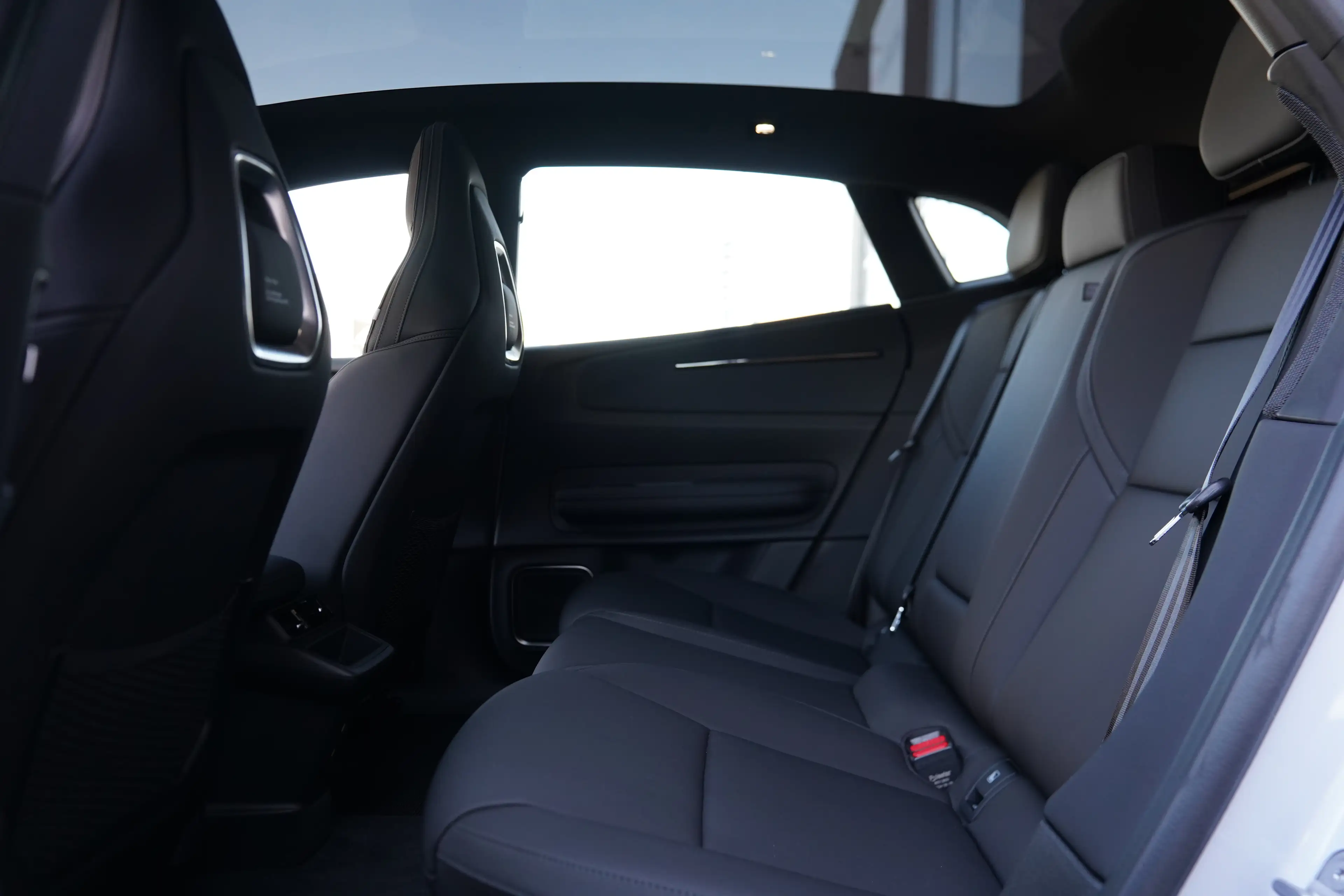 Polestar 4 100 kWh Long Range Single Motor *PANO / 360 / ACC* — photo 4