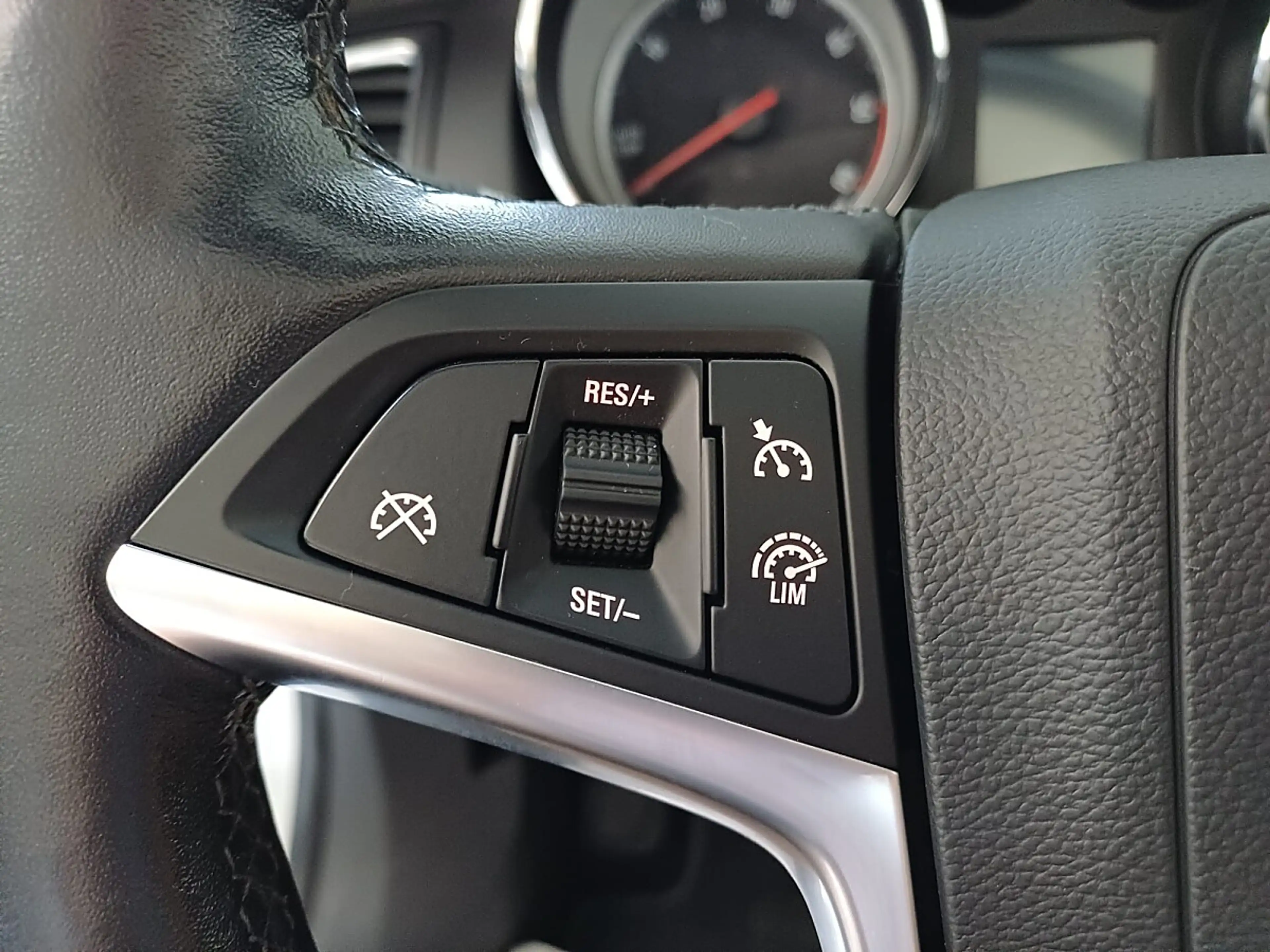 Opel Cascada 2,0 CDTI Ecotec Innovation Start/Stop System — photo 15