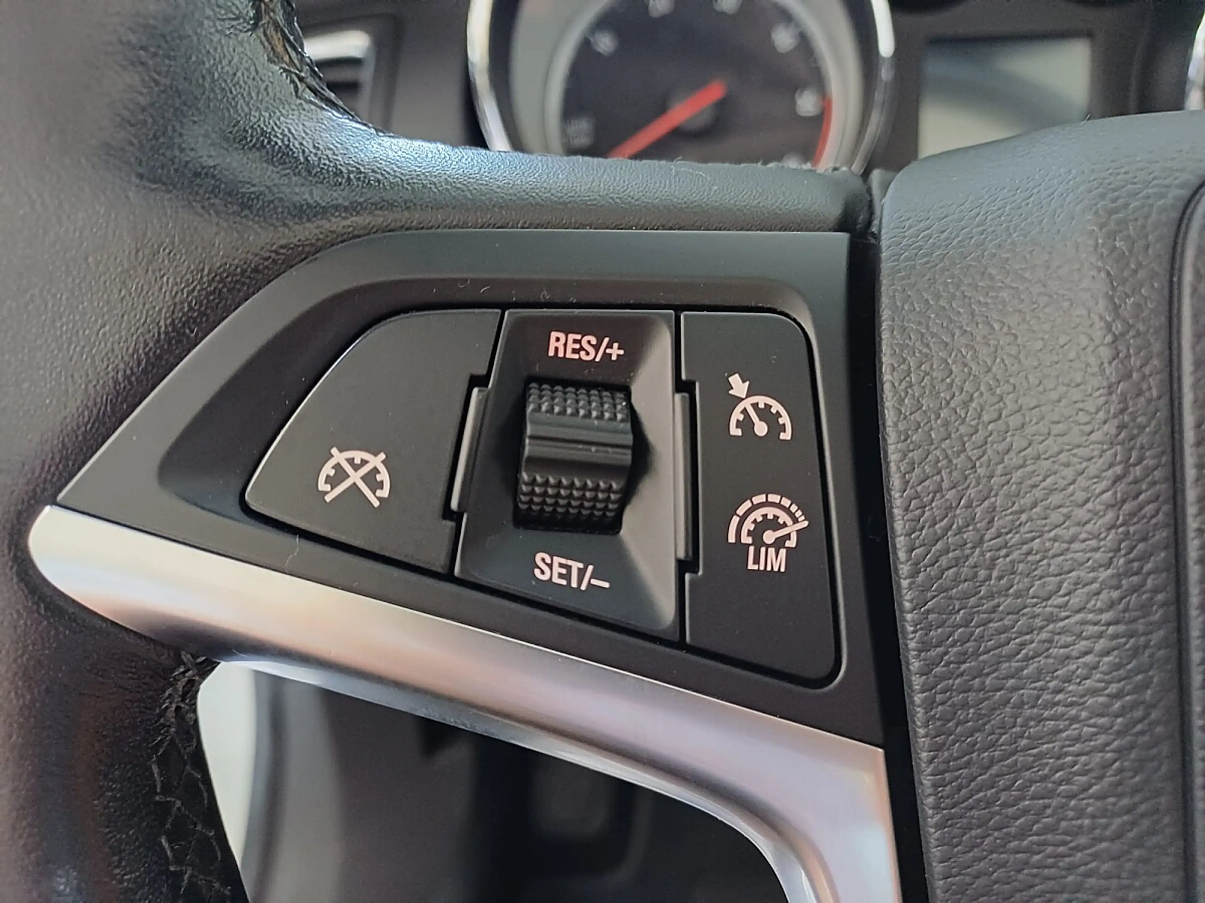 Opel Cascada 2,0 CDTI Ecotec Innovation Start/Stop System — photo 8