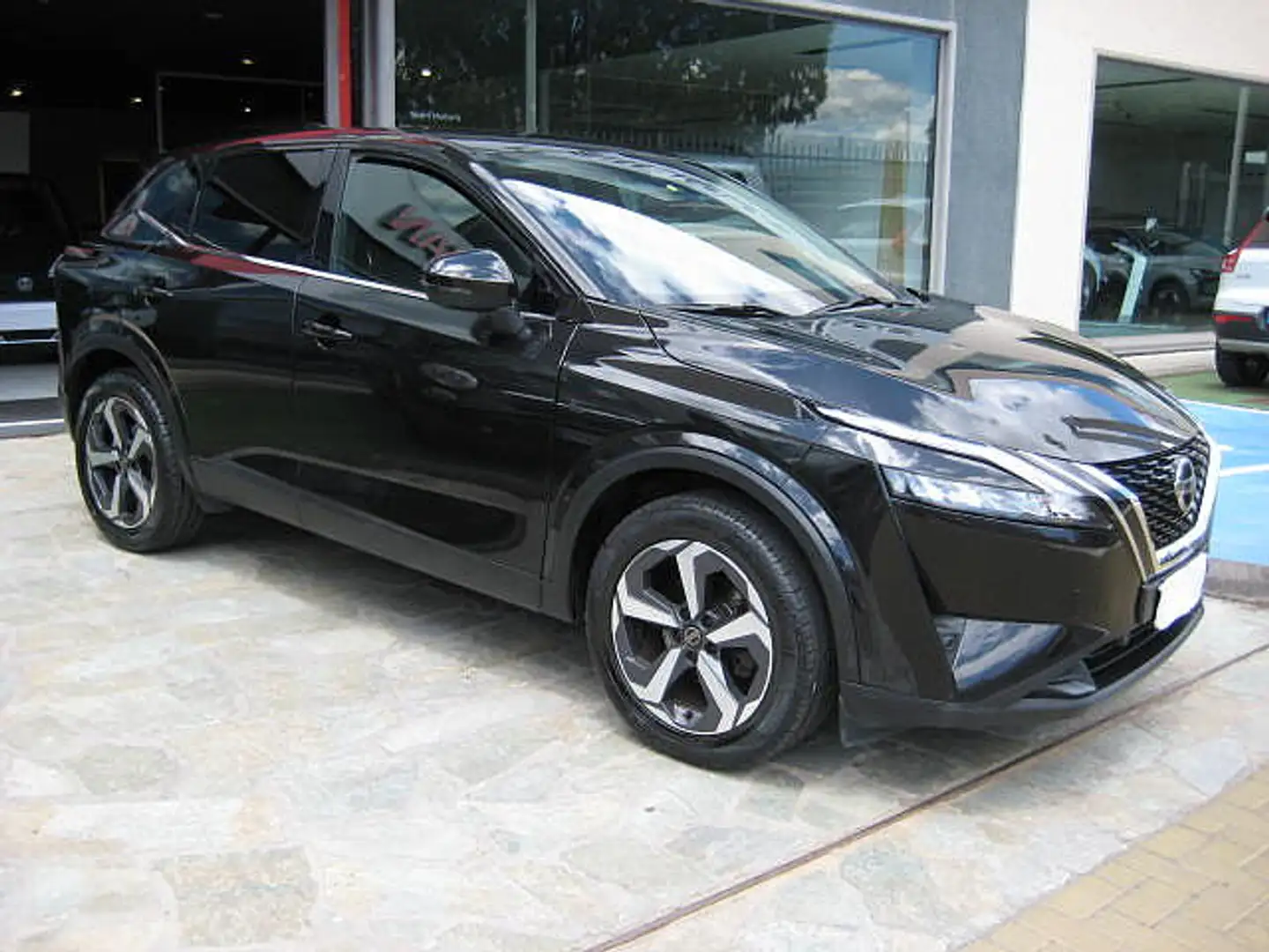 Nissan Qashqai 3ª serie MHEV 158 CV Xtronic N-Connecta Nero - 2