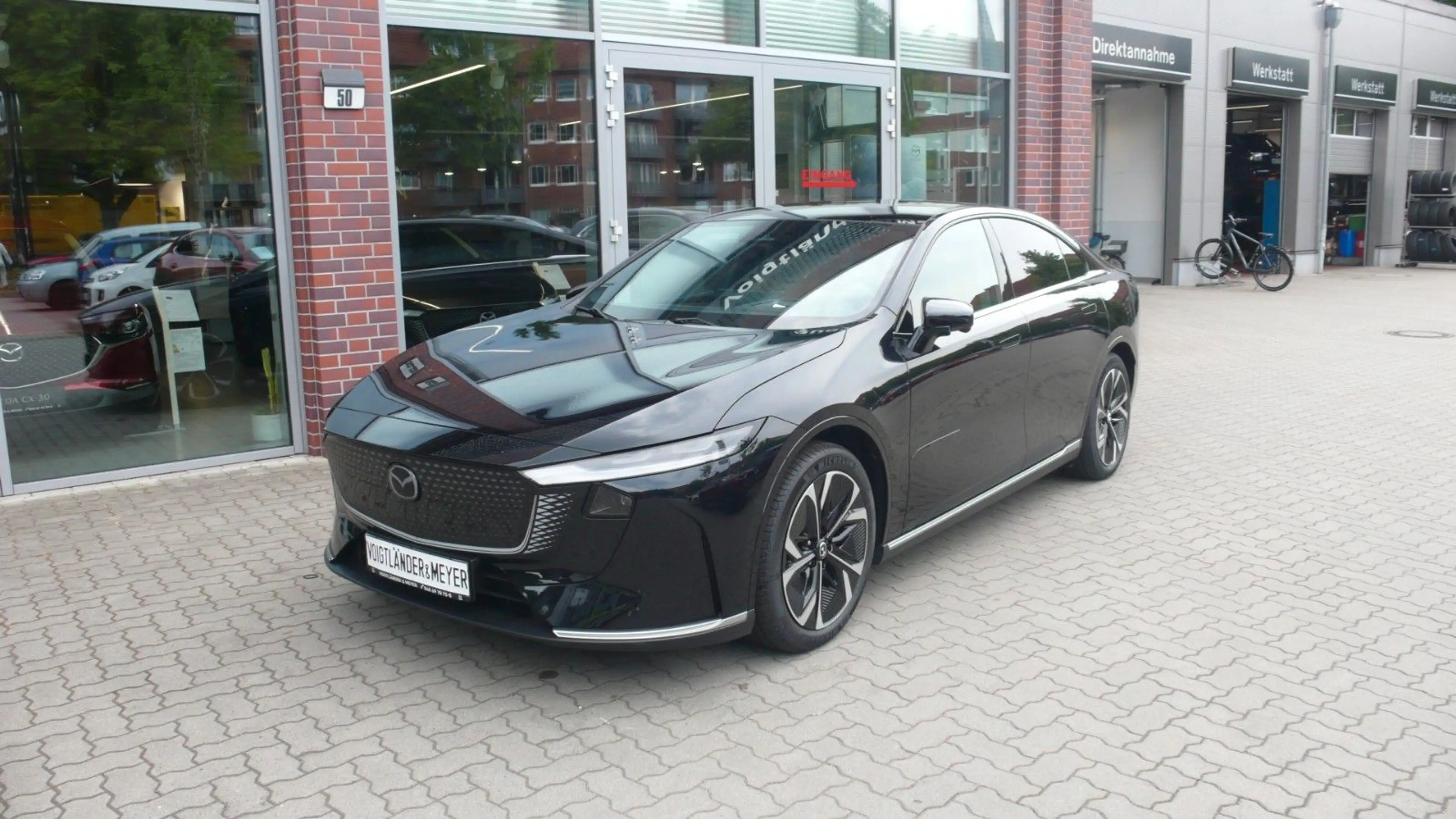 Mazda 6e EV 245ps Takumi Plus Long Range — photo 3