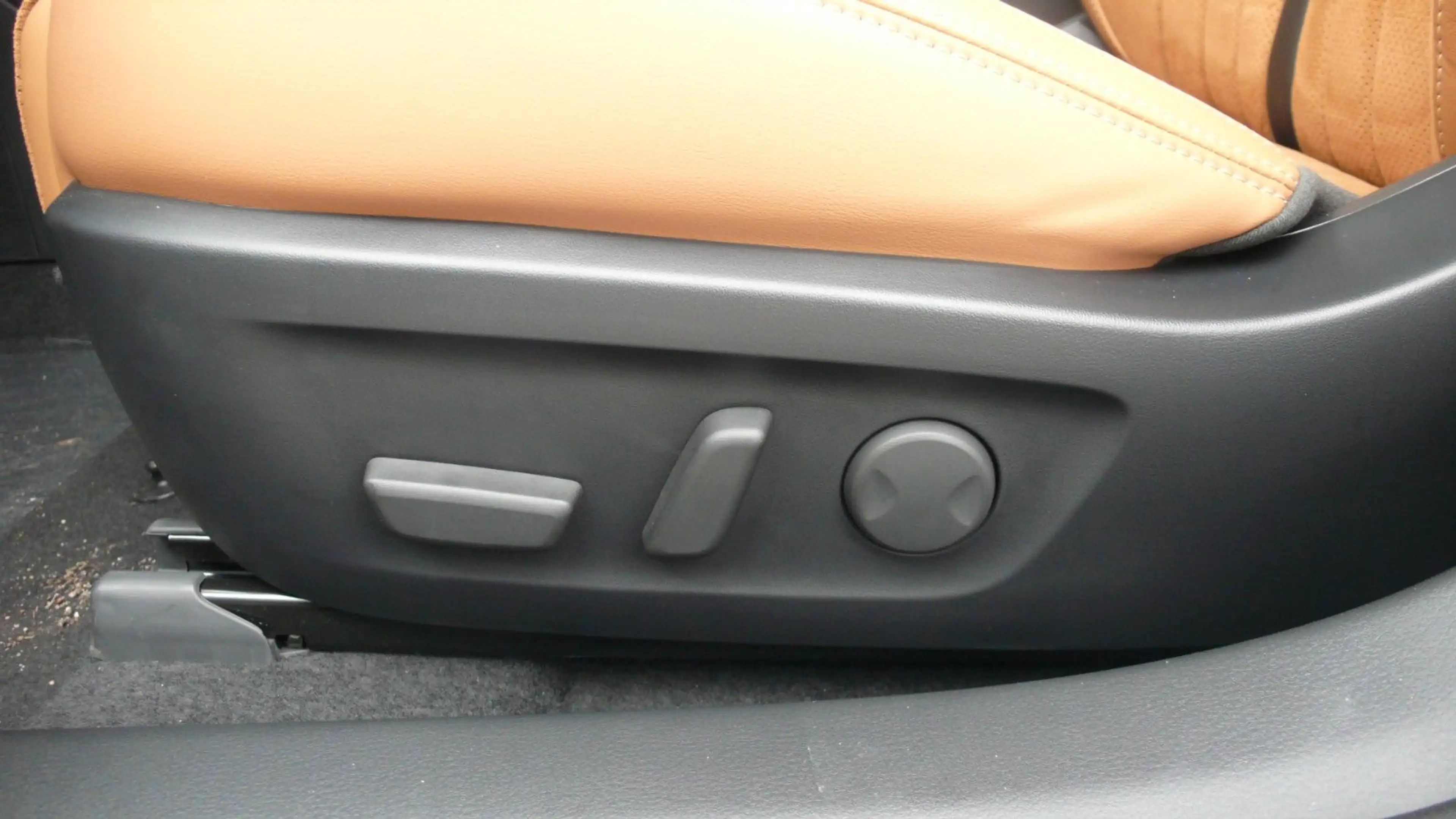 Mazda 6e EV 245ps Takumi Plus Long Range — photo 11